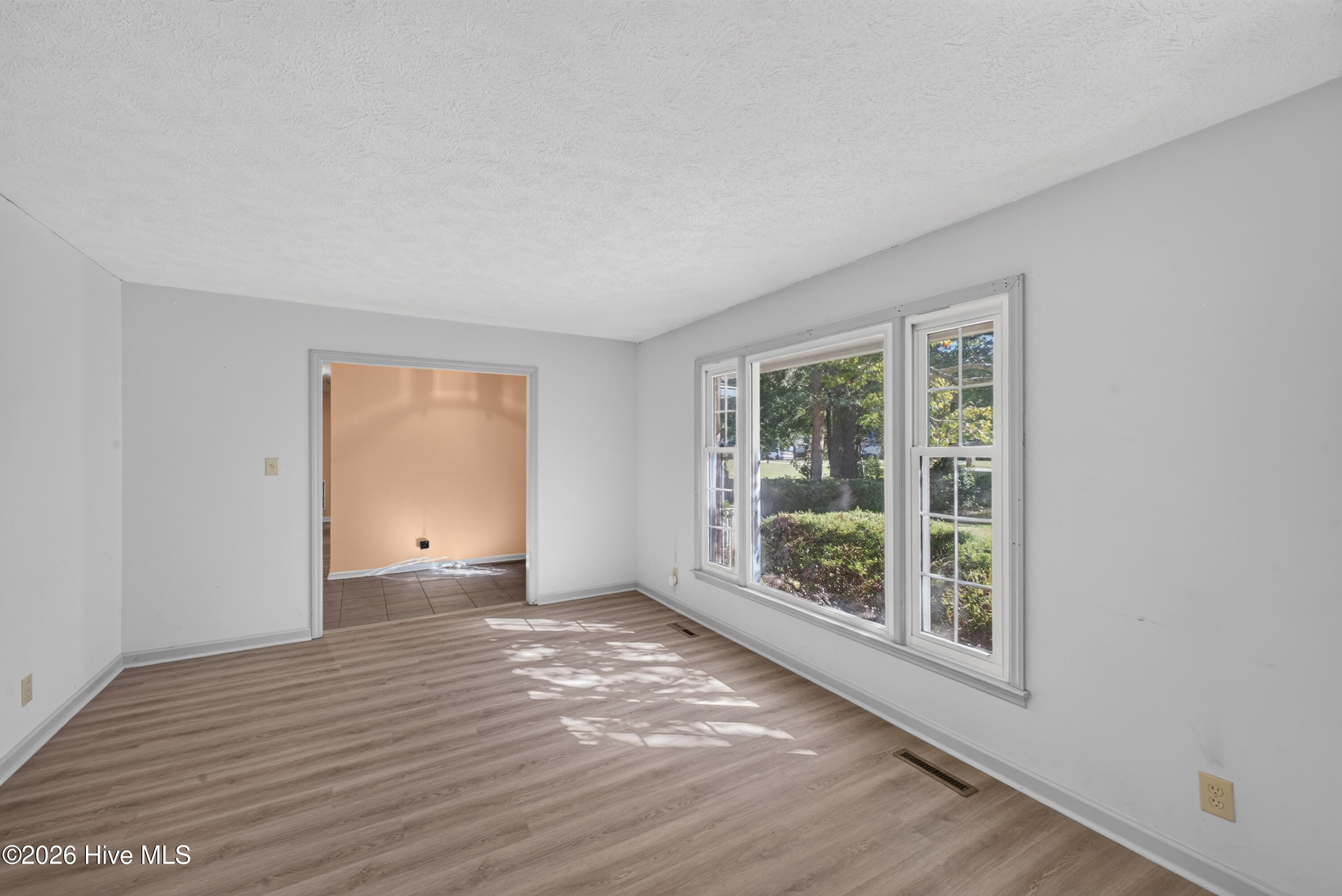 1720 Pine Log Road Property Photo 9
