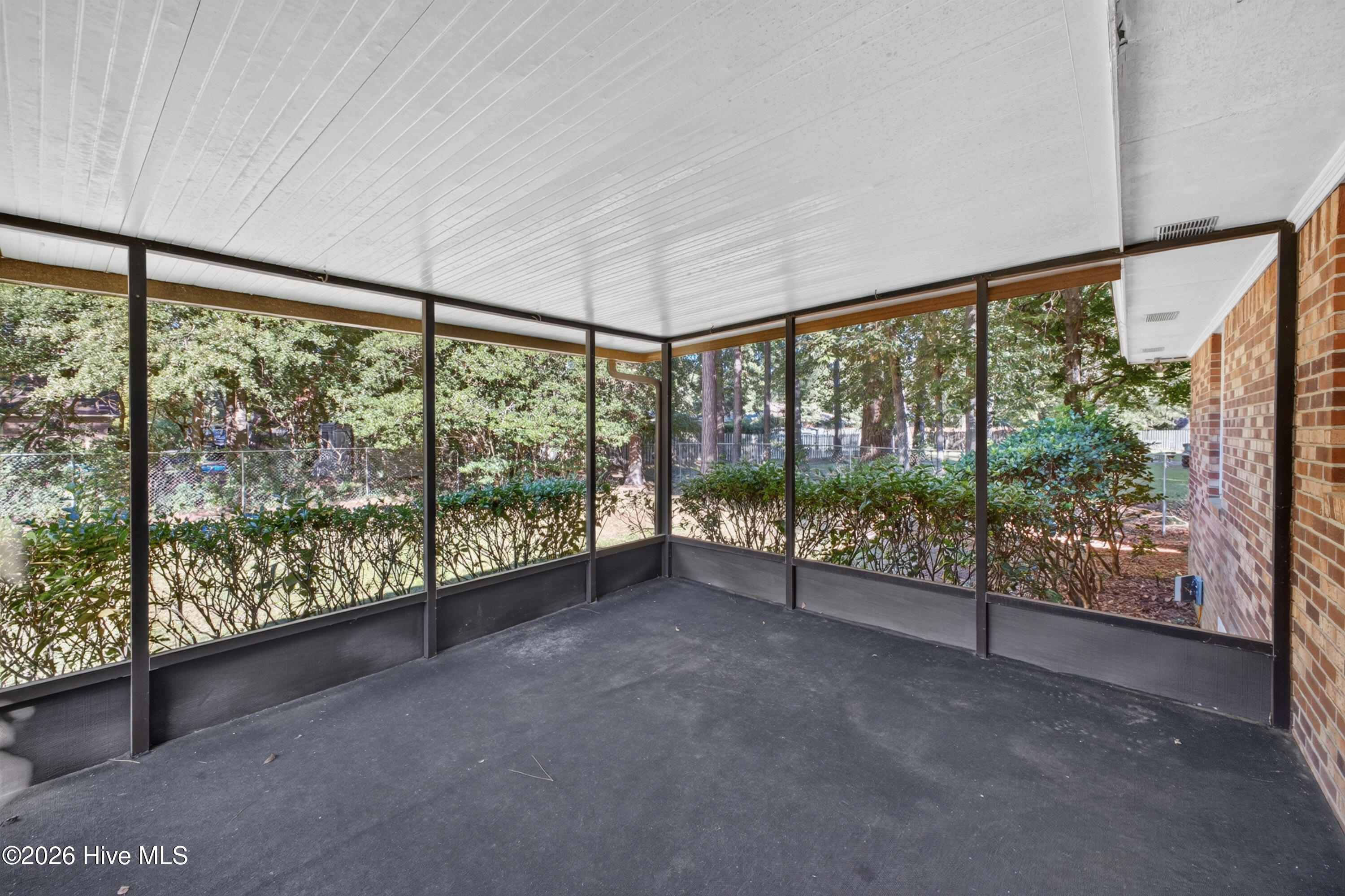 1720 Pine Log Road Property Photo 12