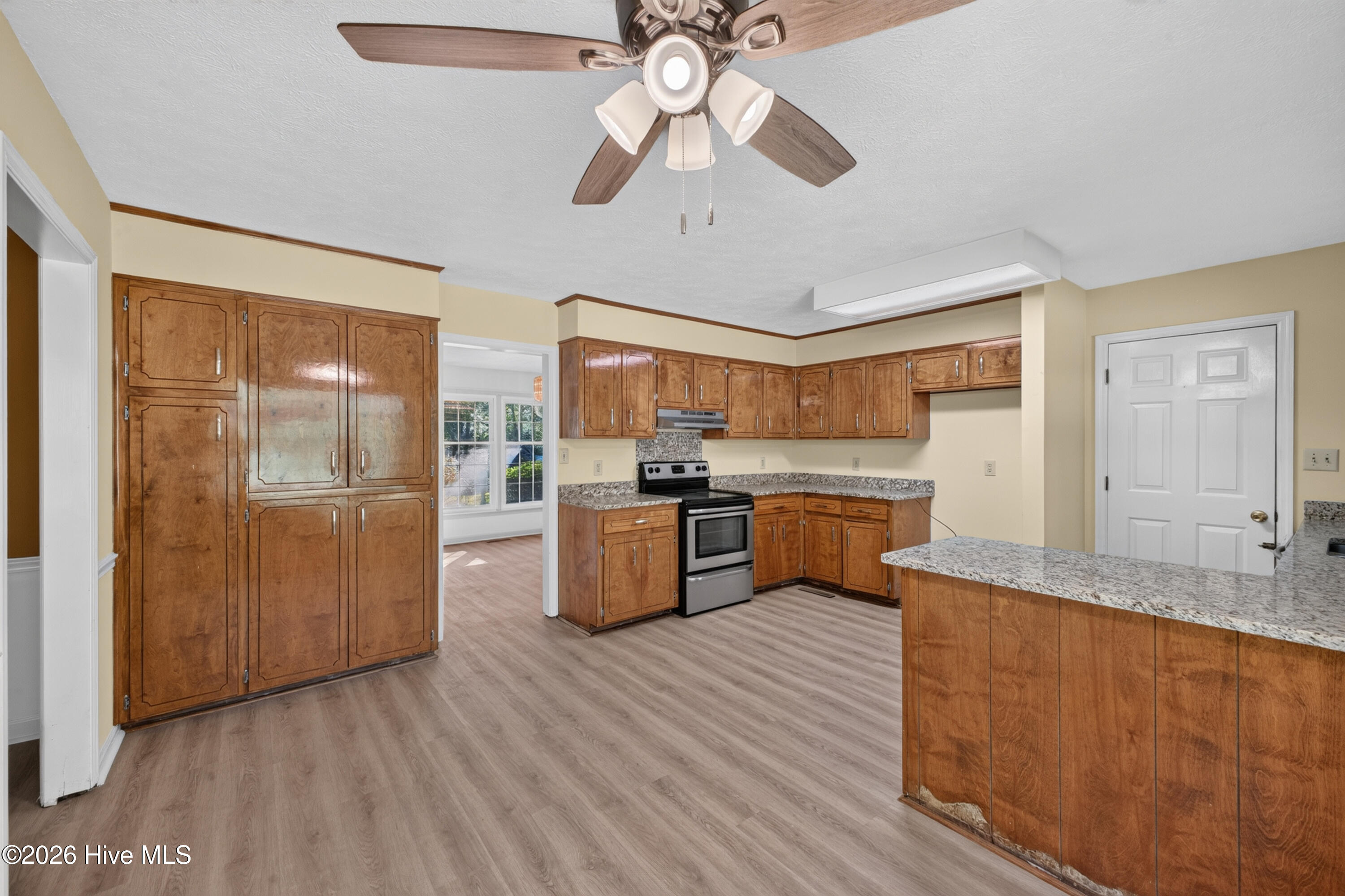 1720 Pine Log Road Property Photo 15