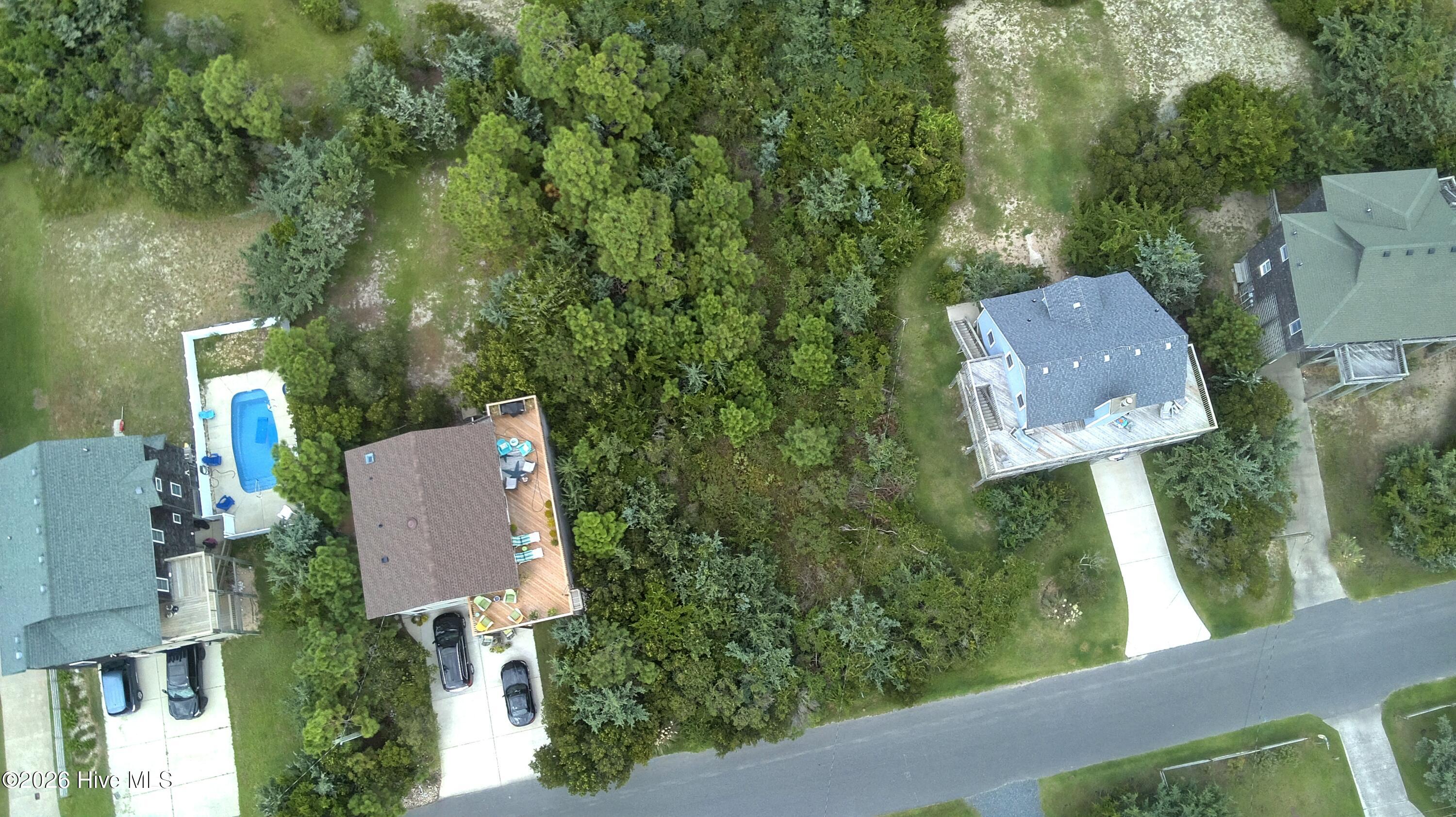 25245 Sea Isle Hills Drive Property Photo 2