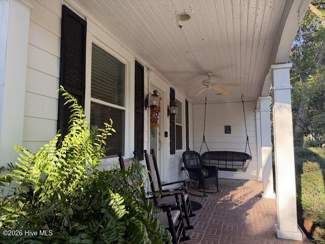 501 Hickory Hill Drive Property Photo 4