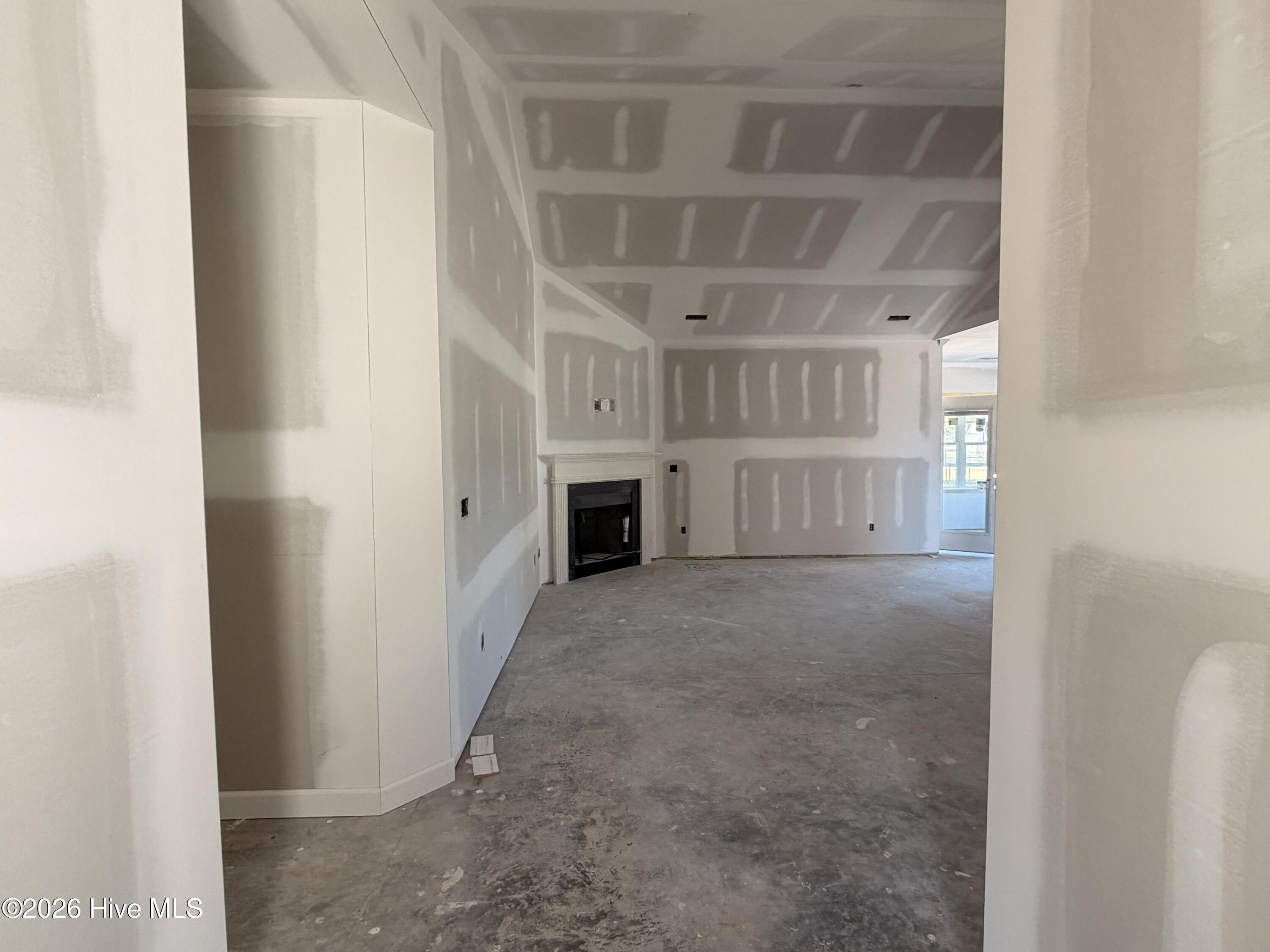 3720 Huntcliff Drive Property Photo 2