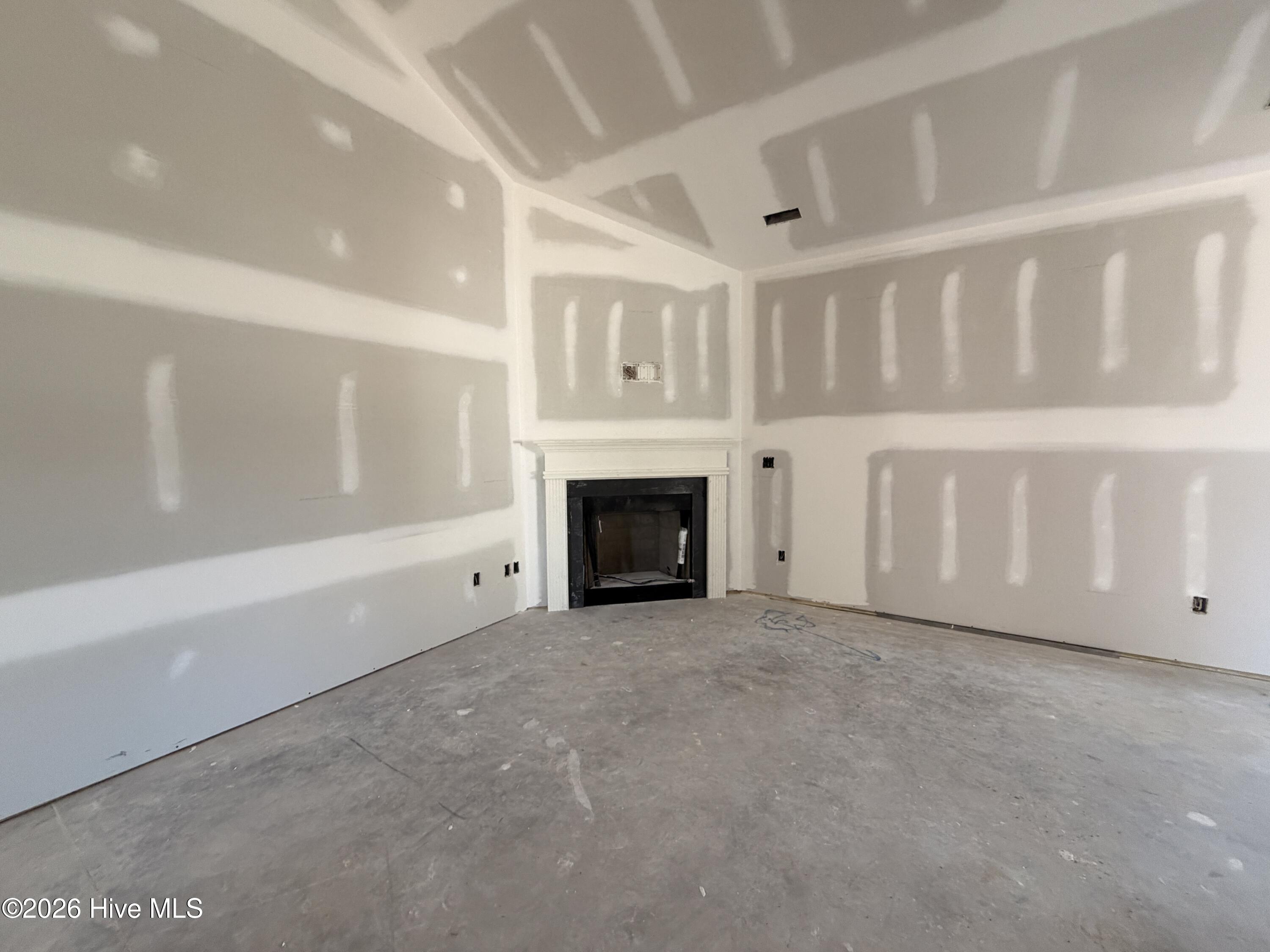 3720 Huntcliff Drive Property Photo 4