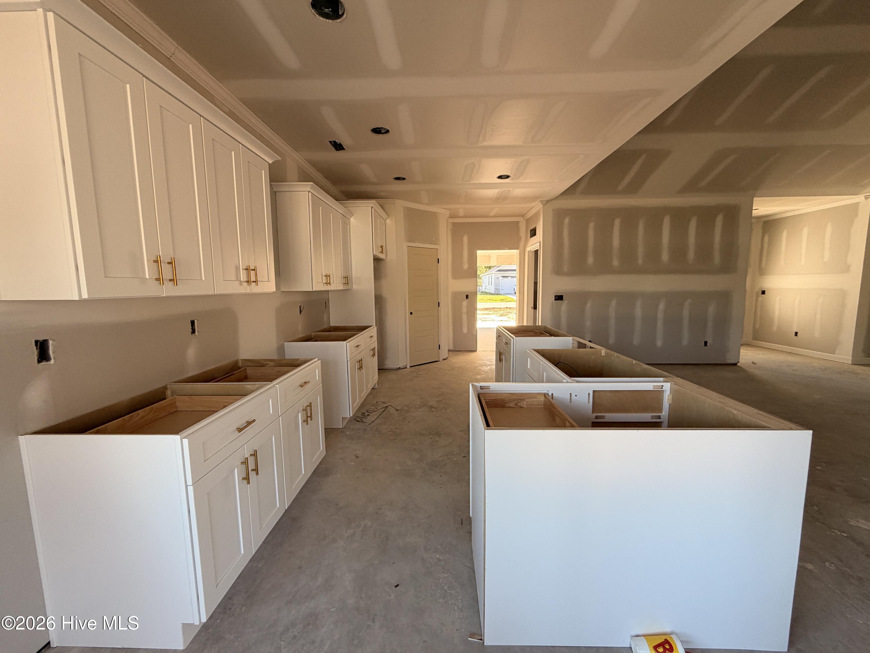 3720 Huntcliff Drive Property Photo 7