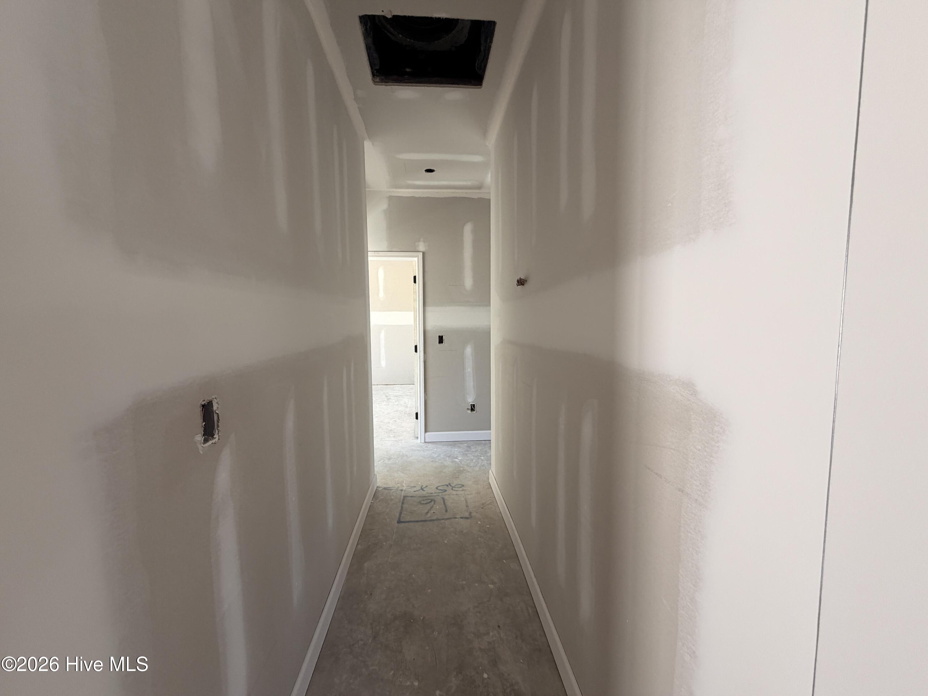 3720 Huntcliff Drive Property Photo 9