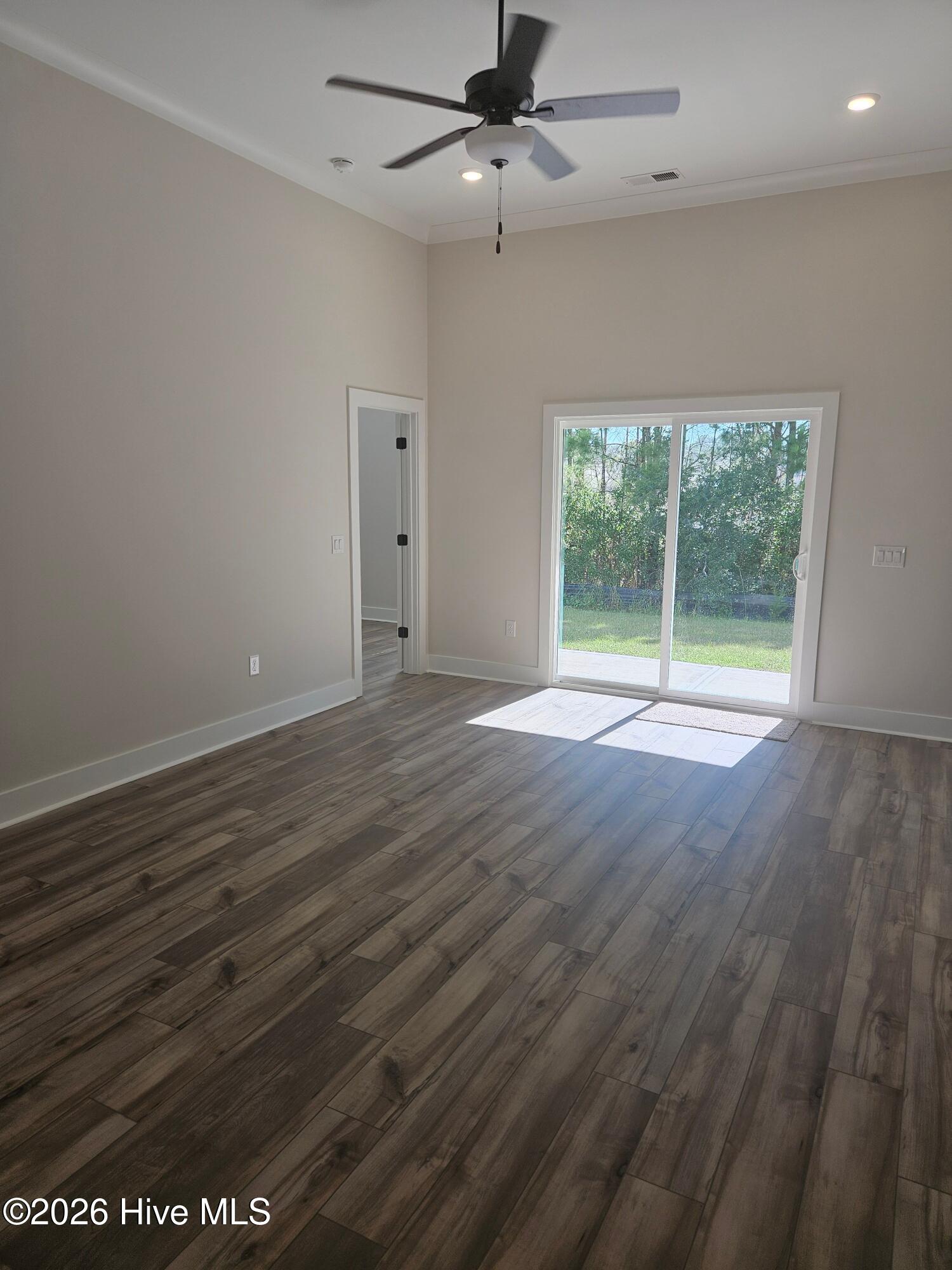 210 S Umbrella Palm Drive Property Photo 5