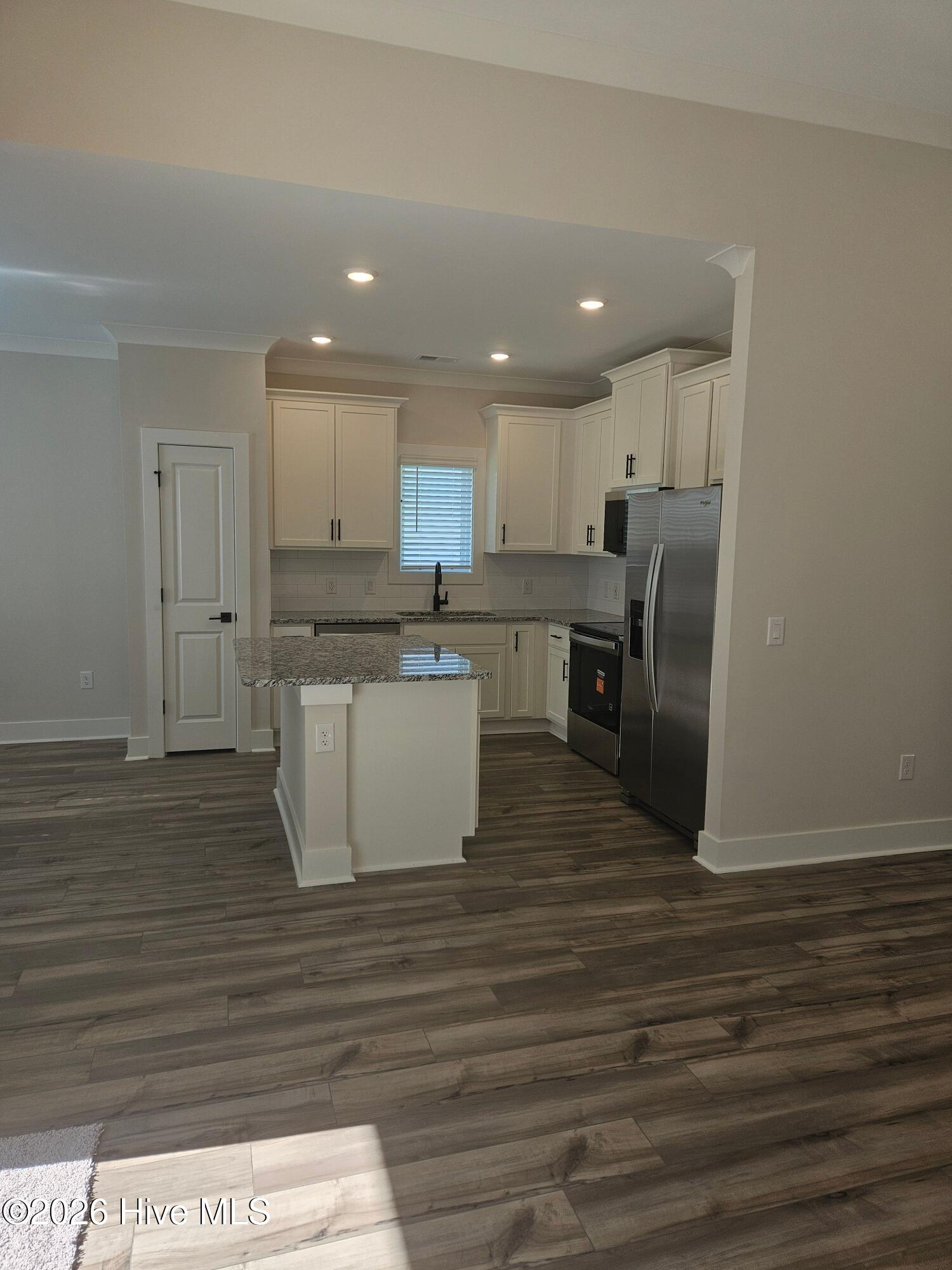 210 S Umbrella Palm Drive Property Photo 7