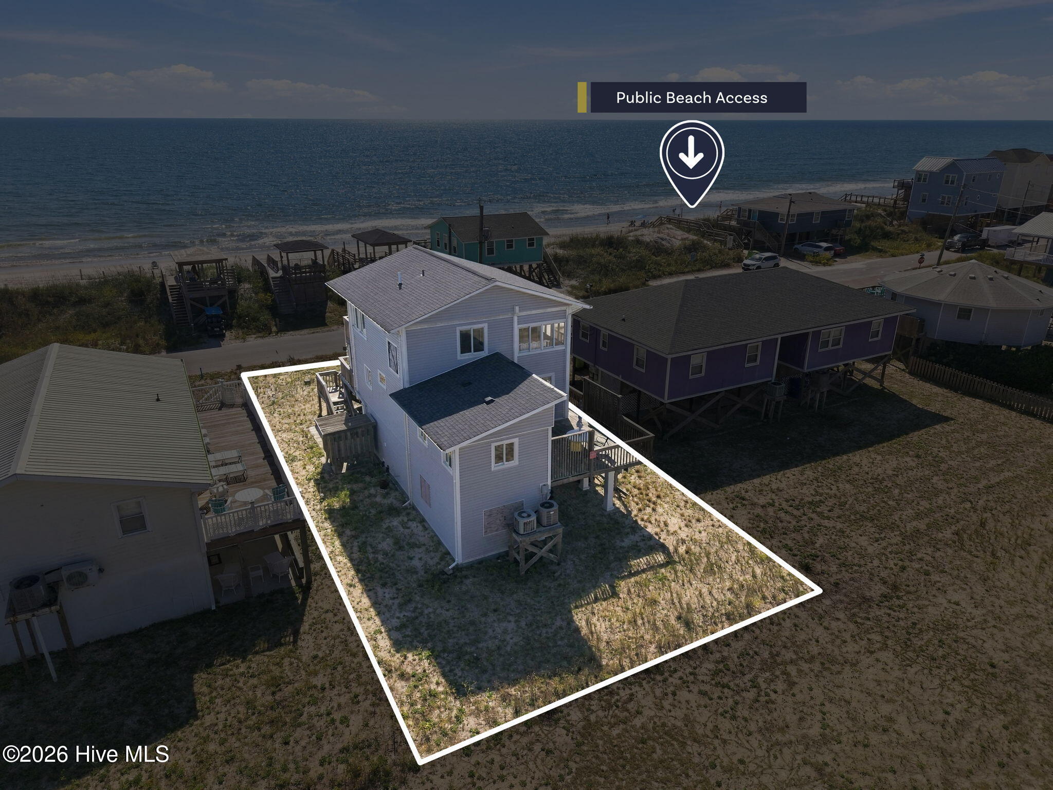 1305 N Shore Drive Property Photo 2