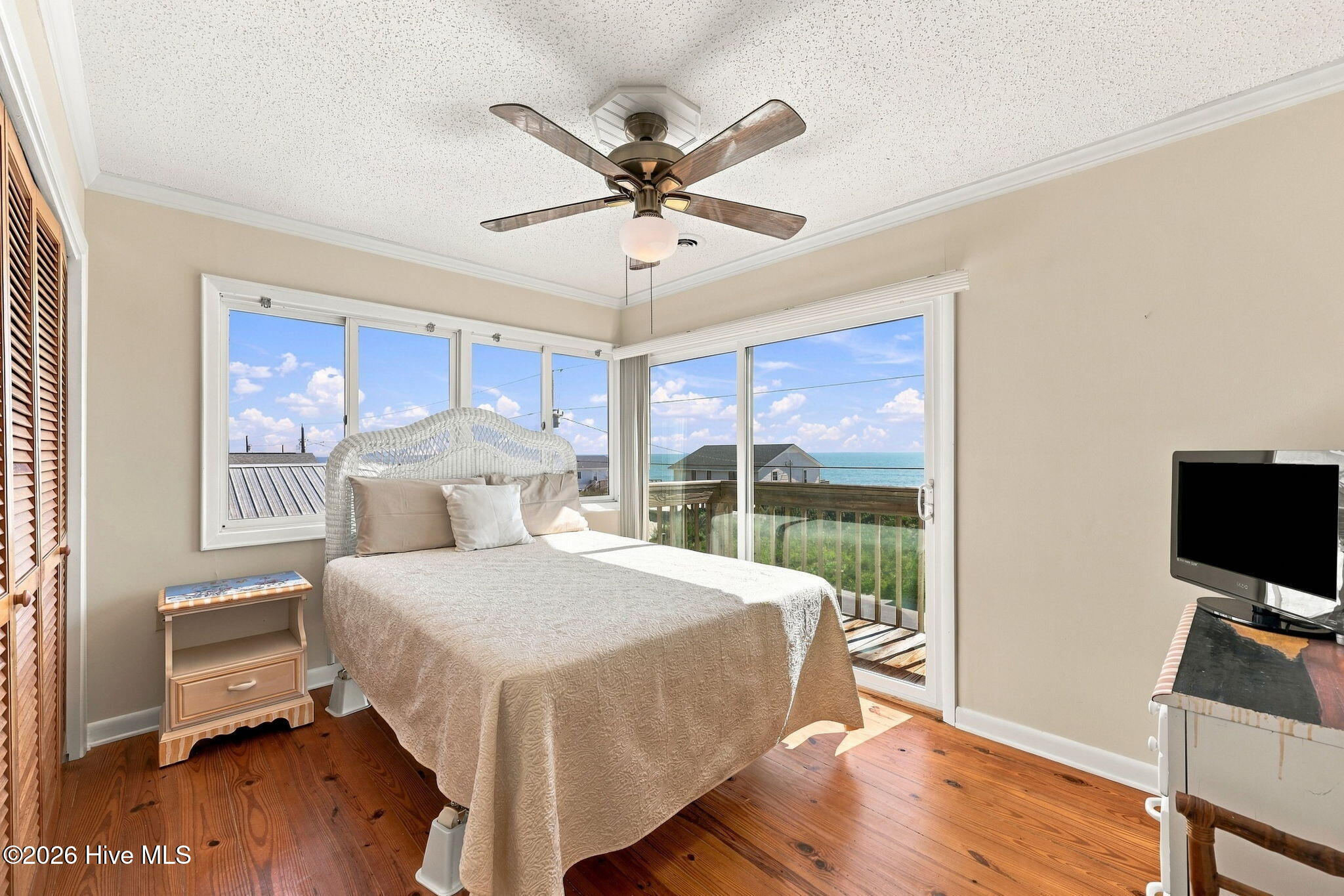 1305 N Shore Drive Property Photo 36