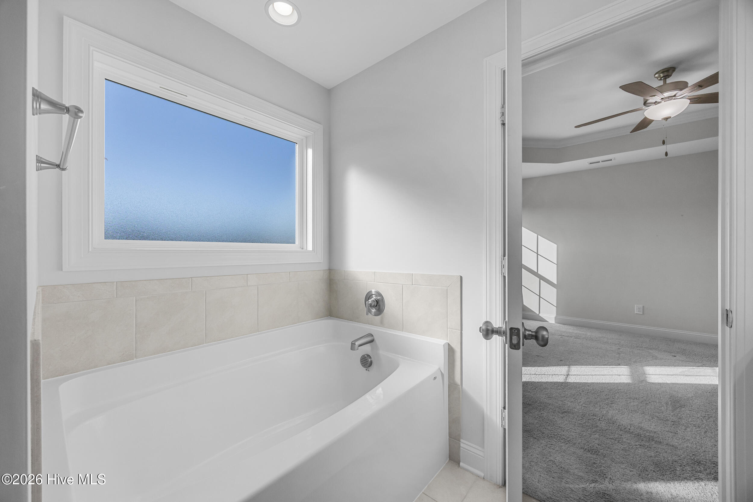 496 Pebble Shore Drive Property Photo 22