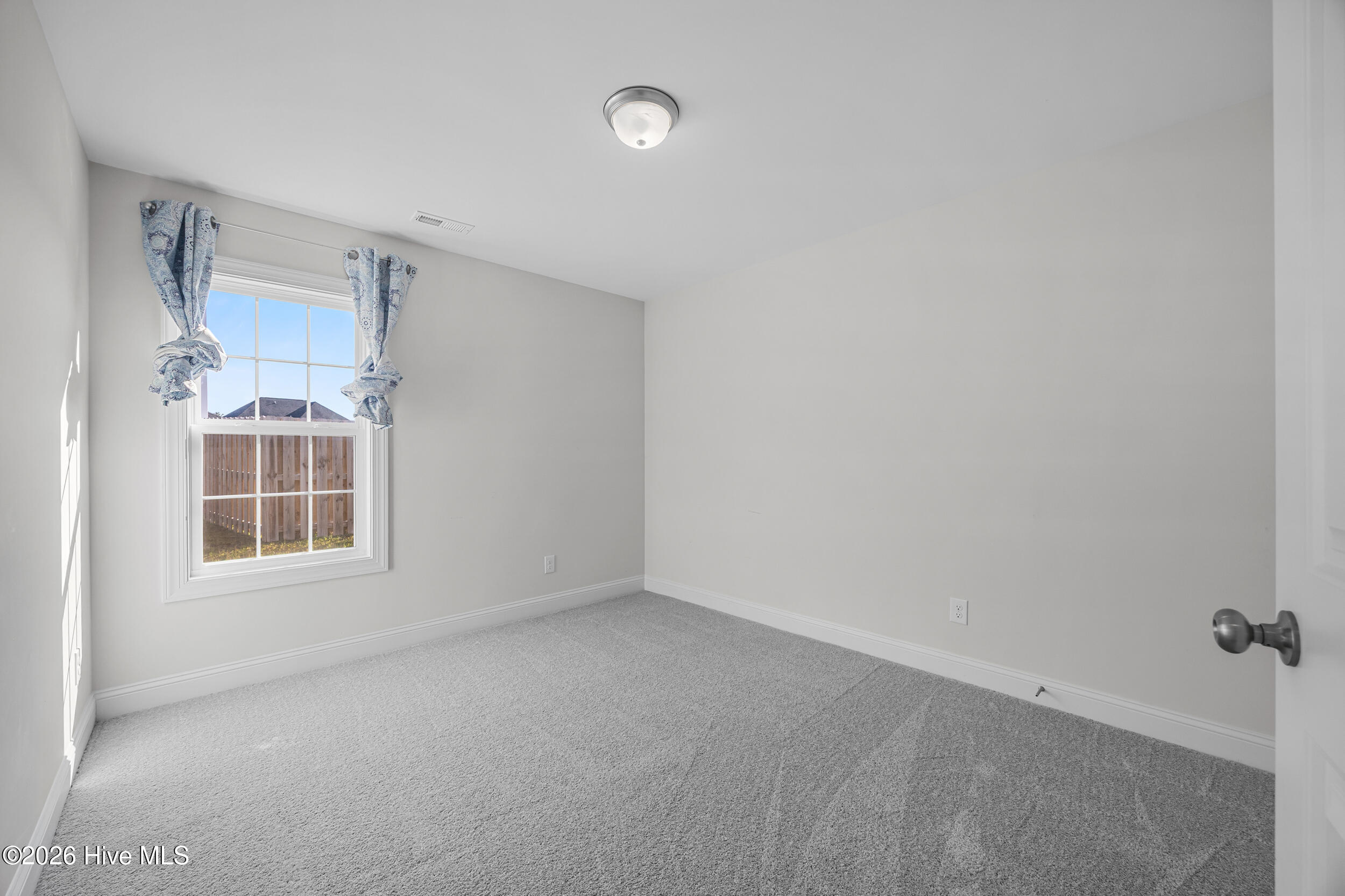 496 Pebble Shore Drive Property Photo 30