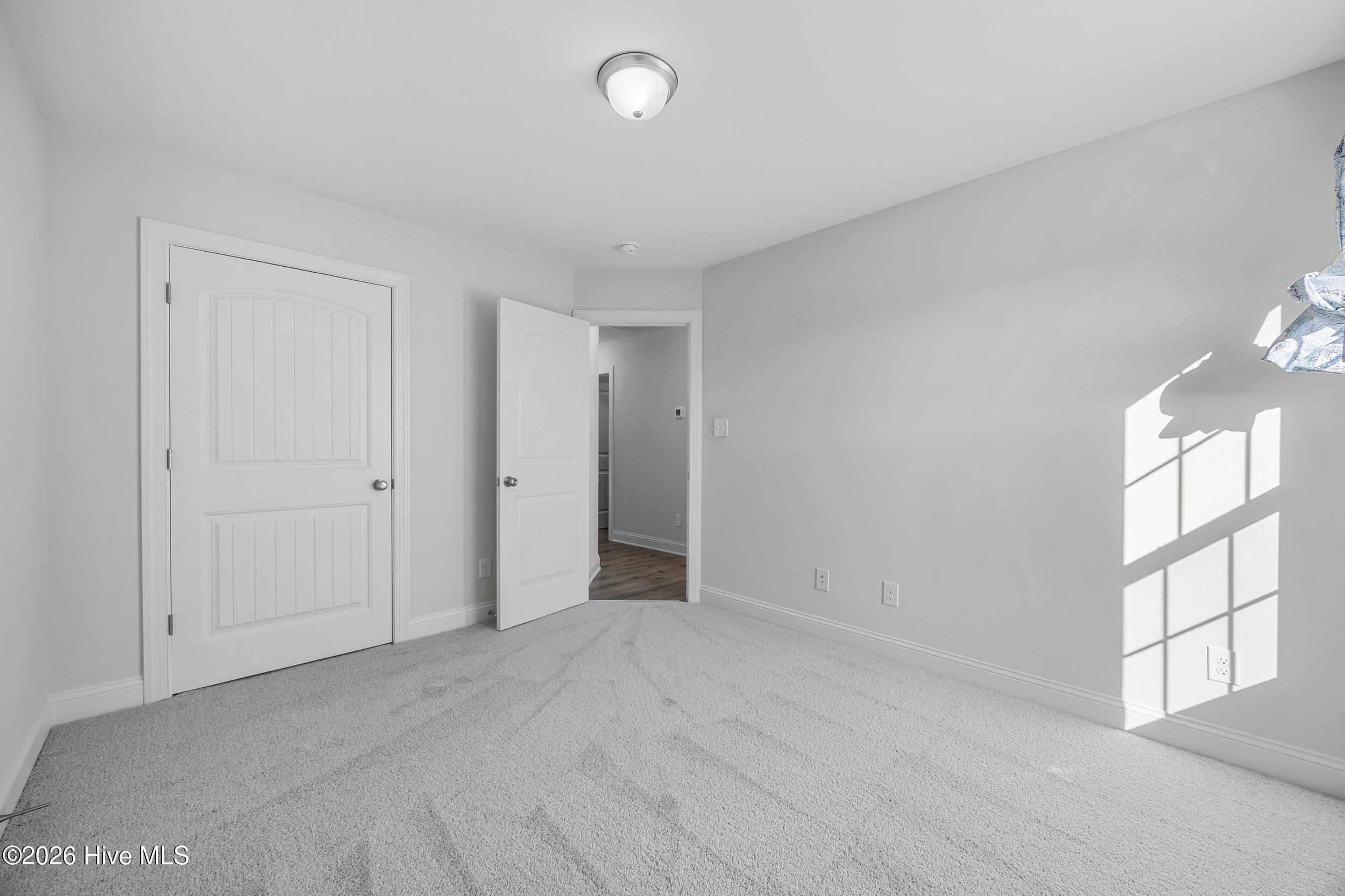 496 Pebble Shore Drive Property Photo 31