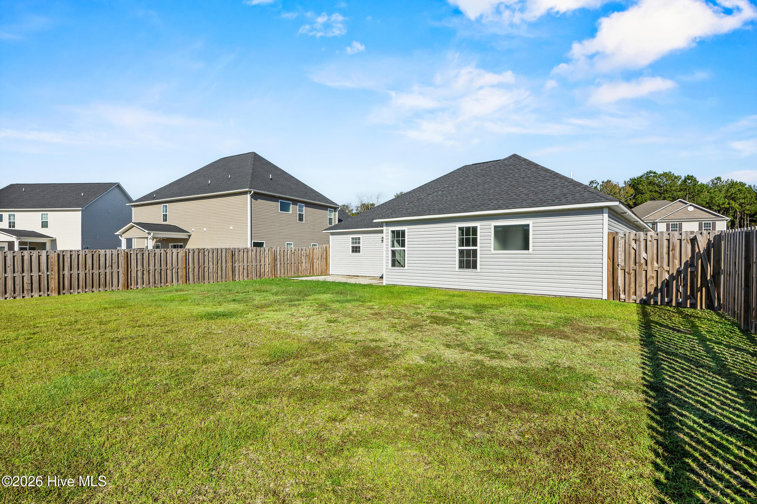 496 Pebble Shore Drive Property Photo 35