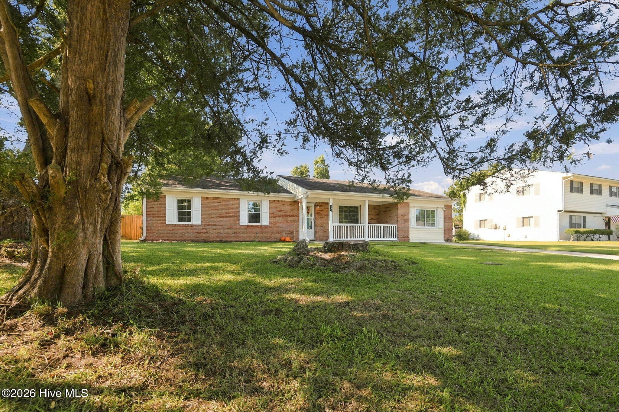 18 Walnut Drive Property Photo 3