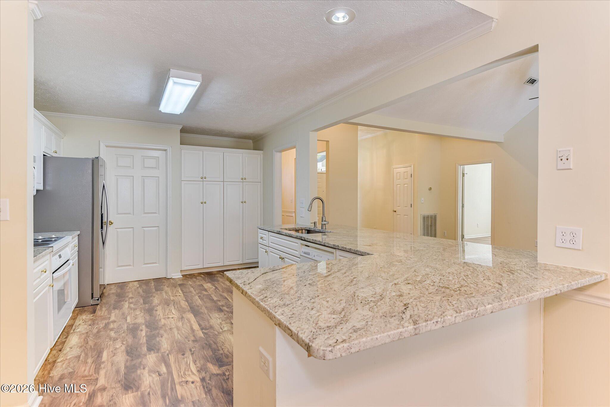 352 Saint Julian Place Property Photo 20