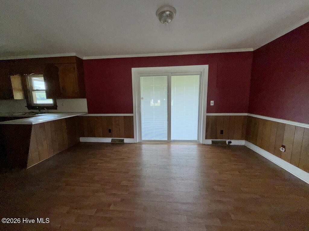 6879 W Wilson Street Property Photo 3