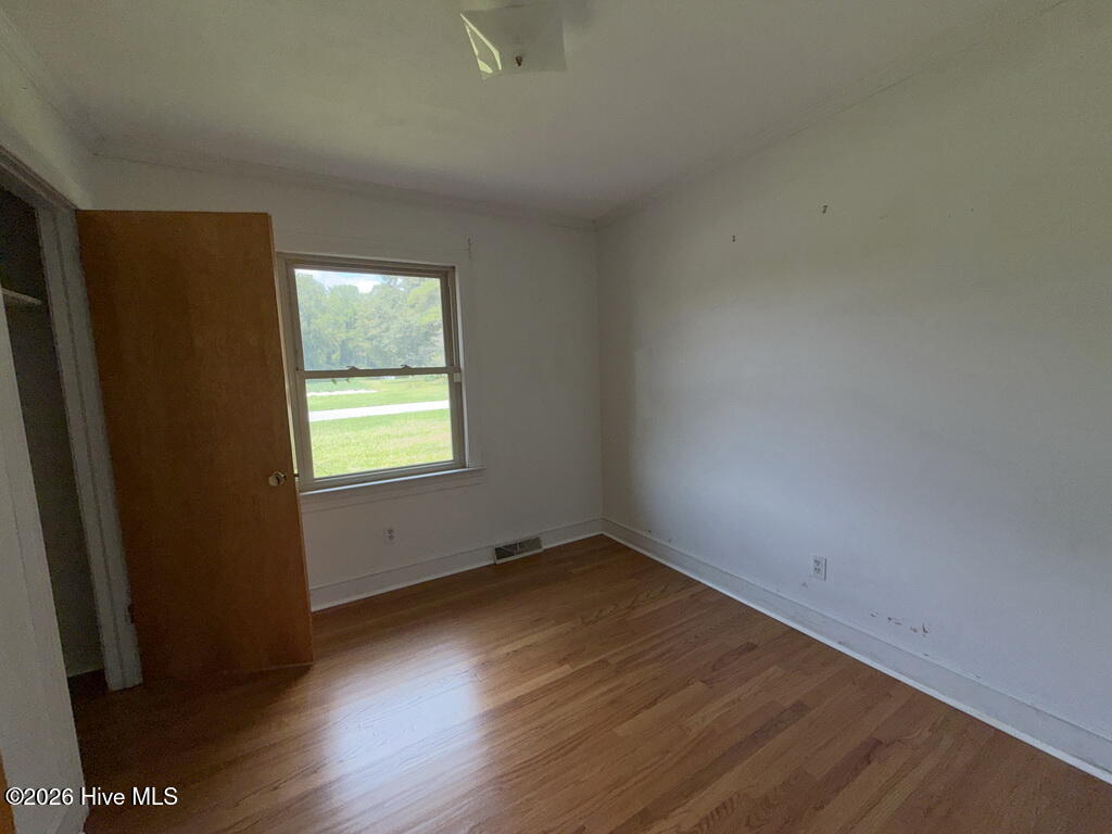 6879 W Wilson Street Property Photo 8