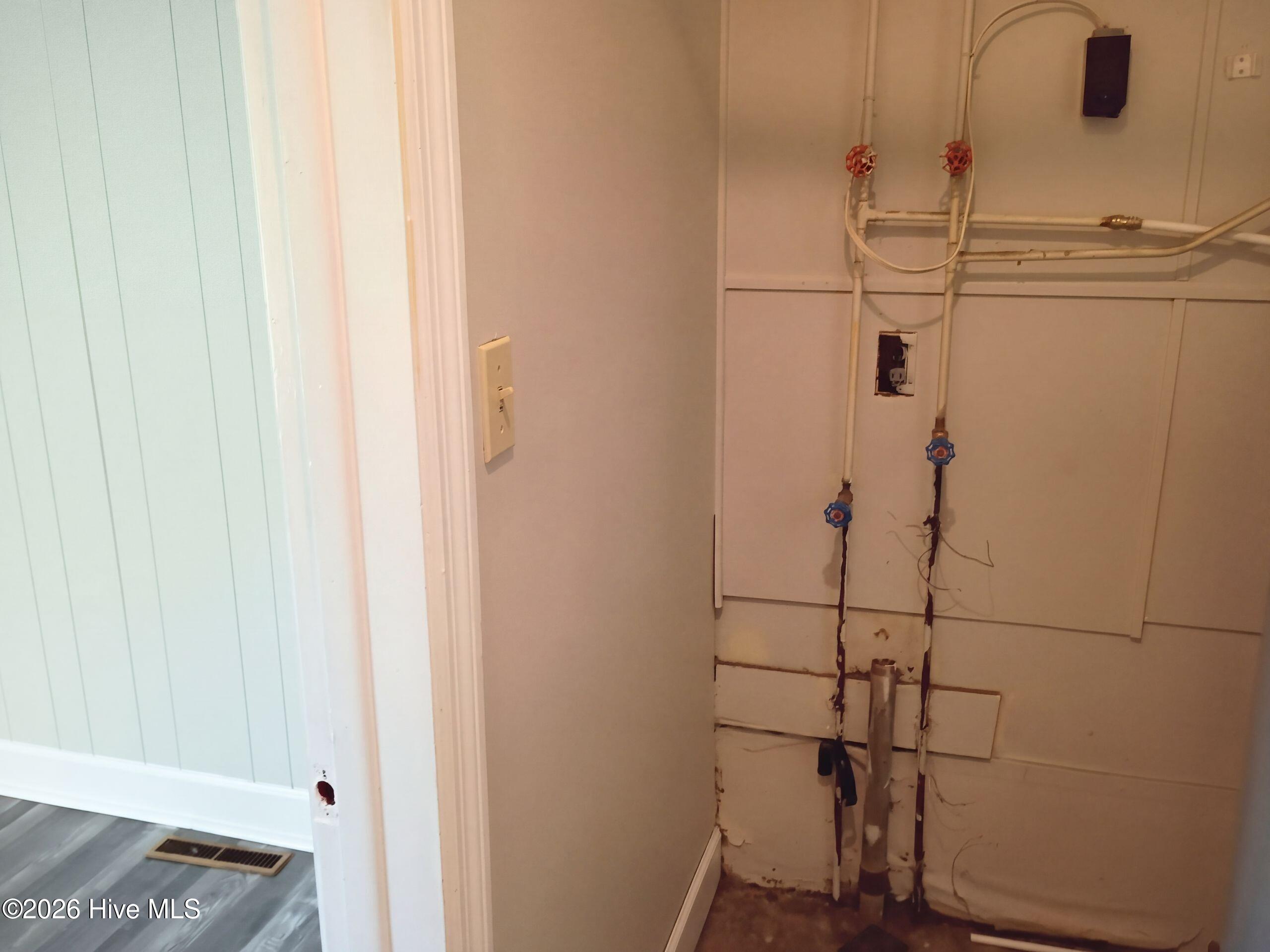 1640 Pendleton Road Property Photo 14