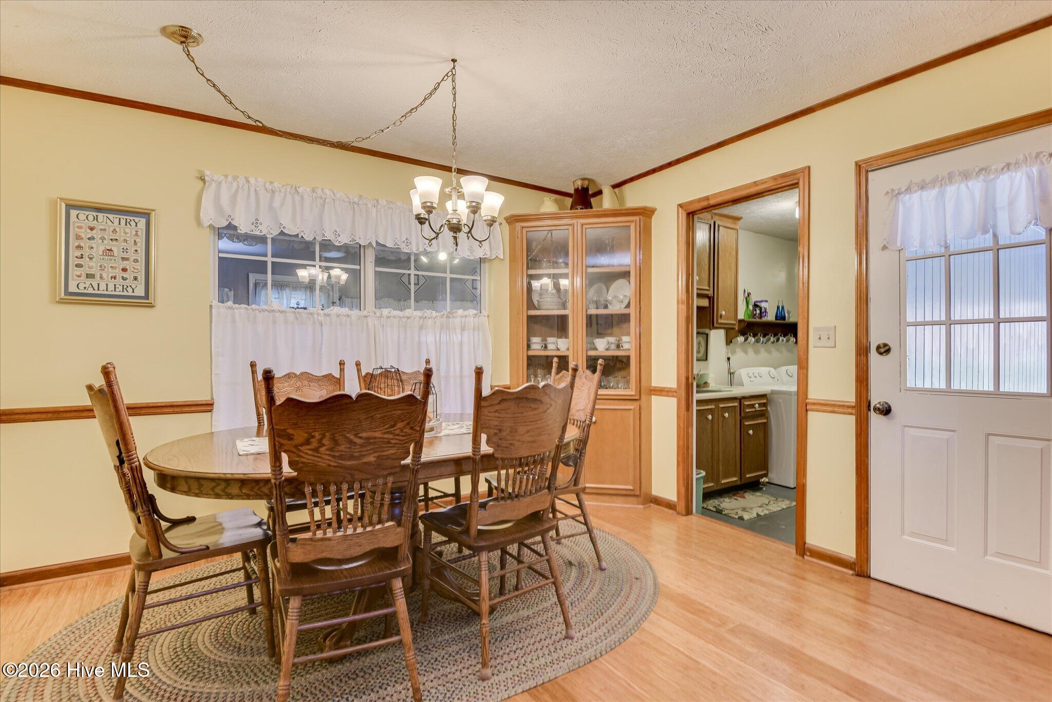 104 Foxhunt Drive Property Photo 12