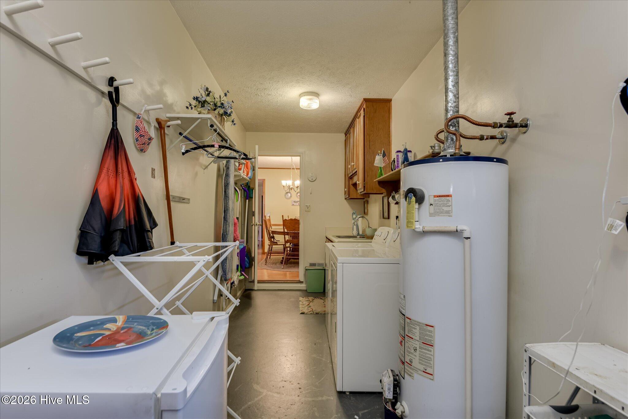 104 Foxhunt Drive Property Photo 19