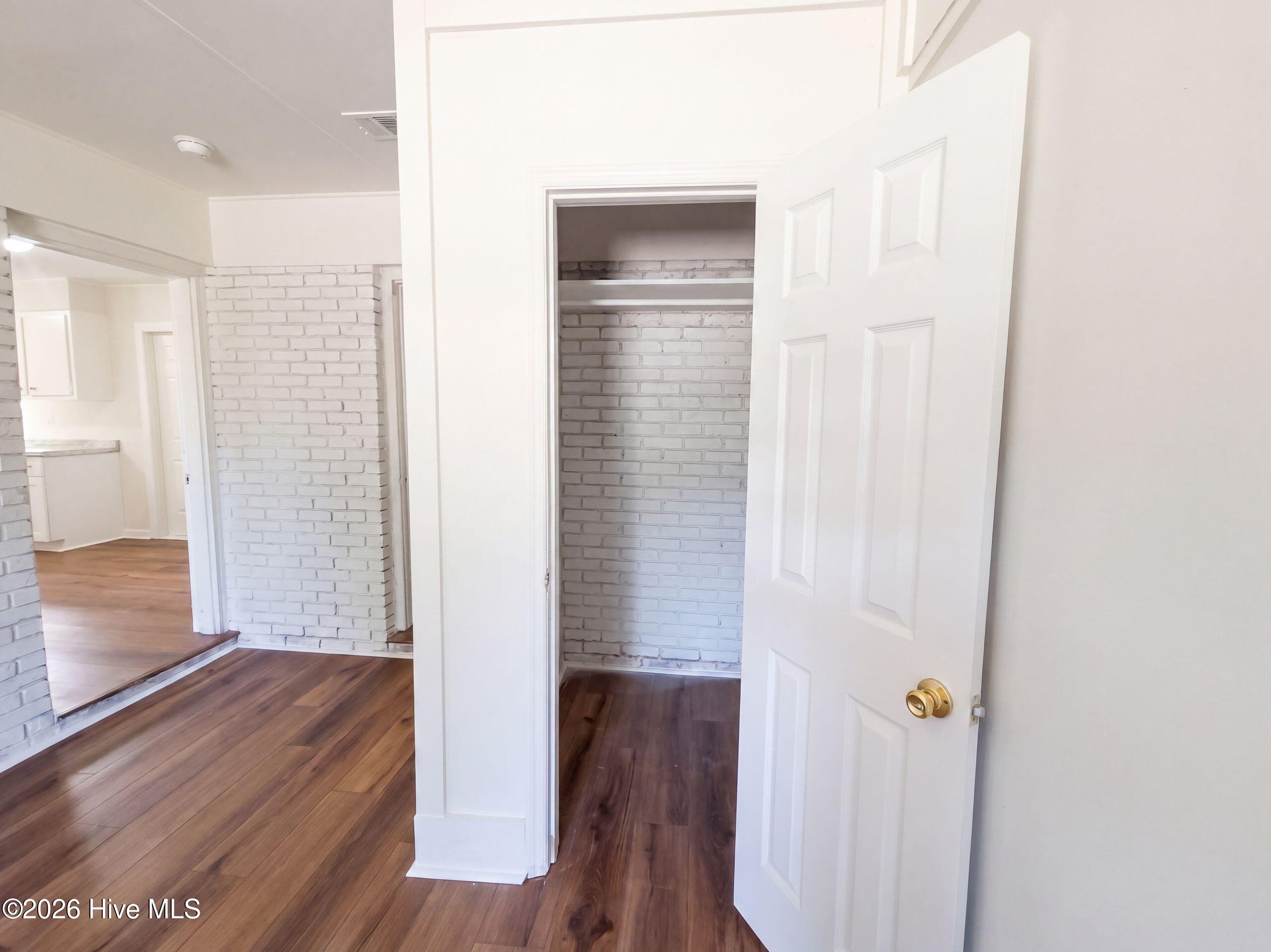 1812 Empress Avenue Property Photo 10