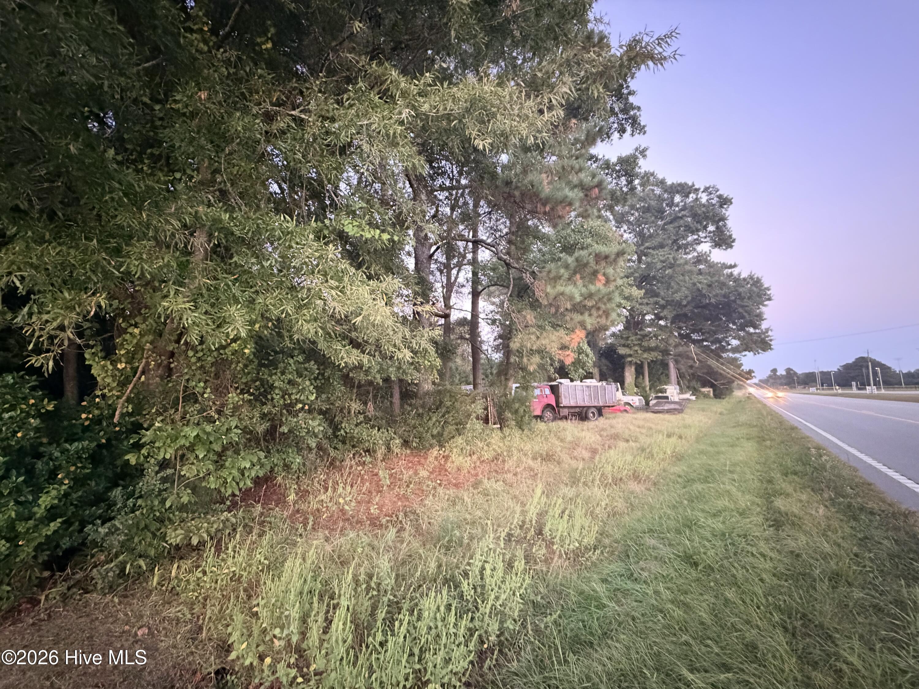 1421 Nc Highway 58 S Property Photo 2