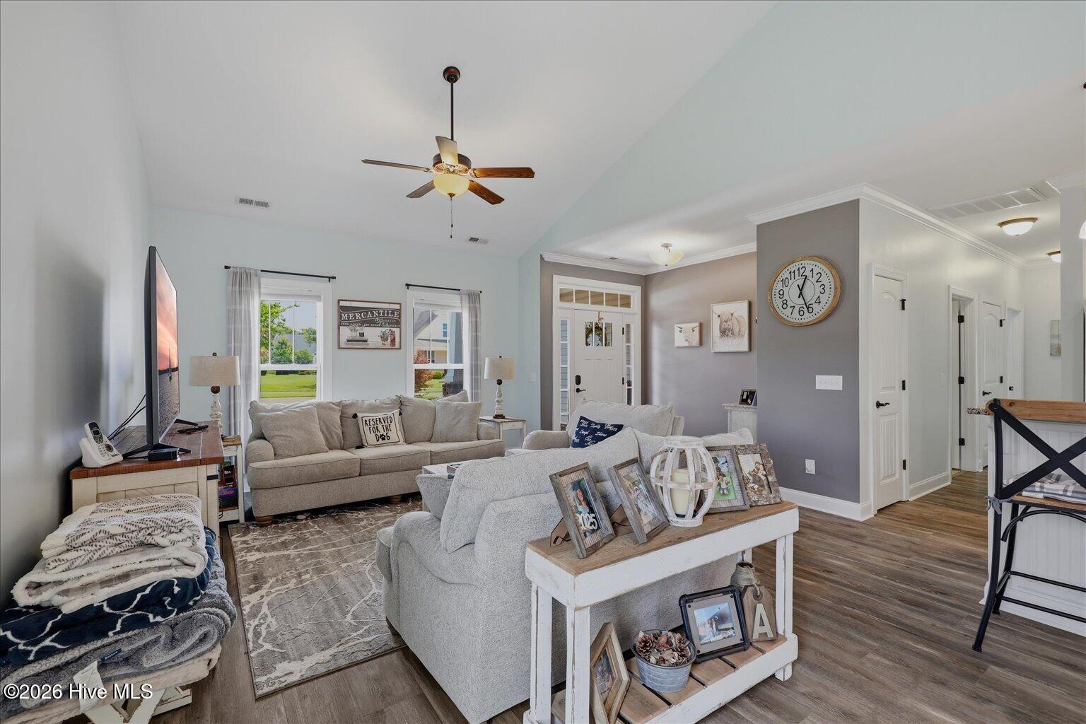 8175 Garden Pointe Drive Ne Property Photo 8