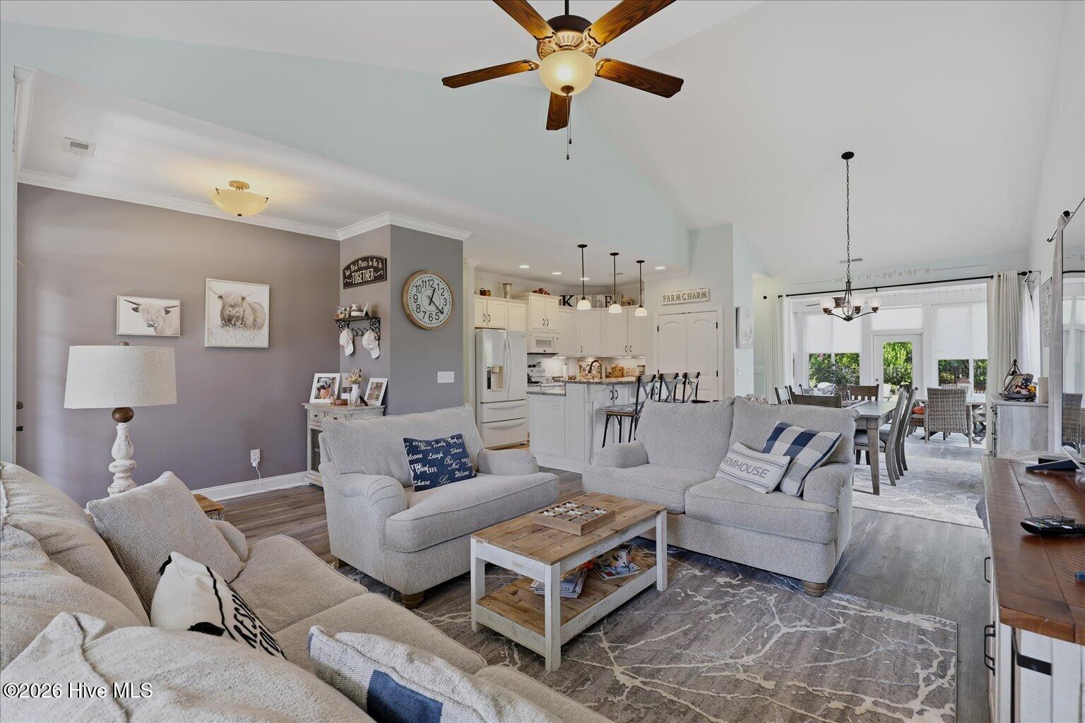 8175 Garden Pointe Drive Ne Property Photo 10