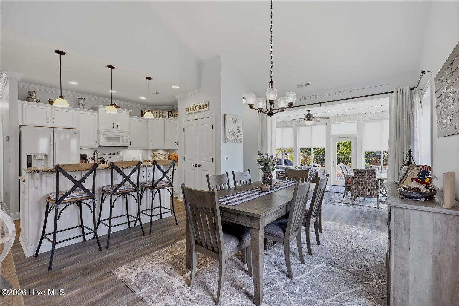 8175 Garden Pointe Drive Ne Property Photo 11