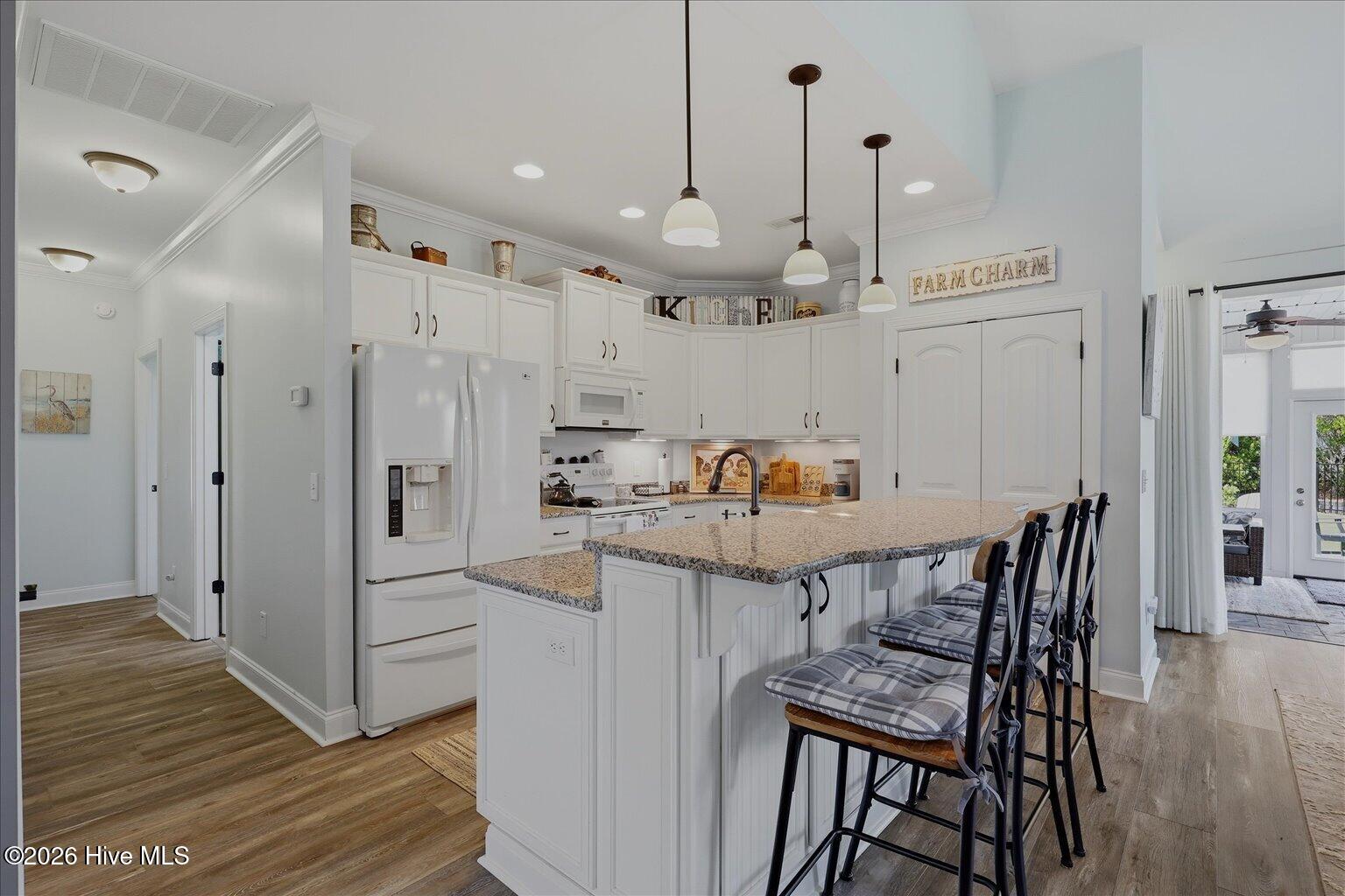 8175 Garden Pointe Drive Ne Property Photo 13