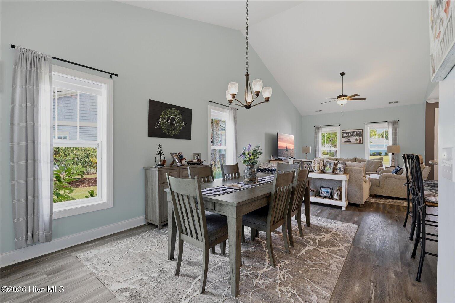 8175 Garden Pointe Drive Ne Property Photo 16