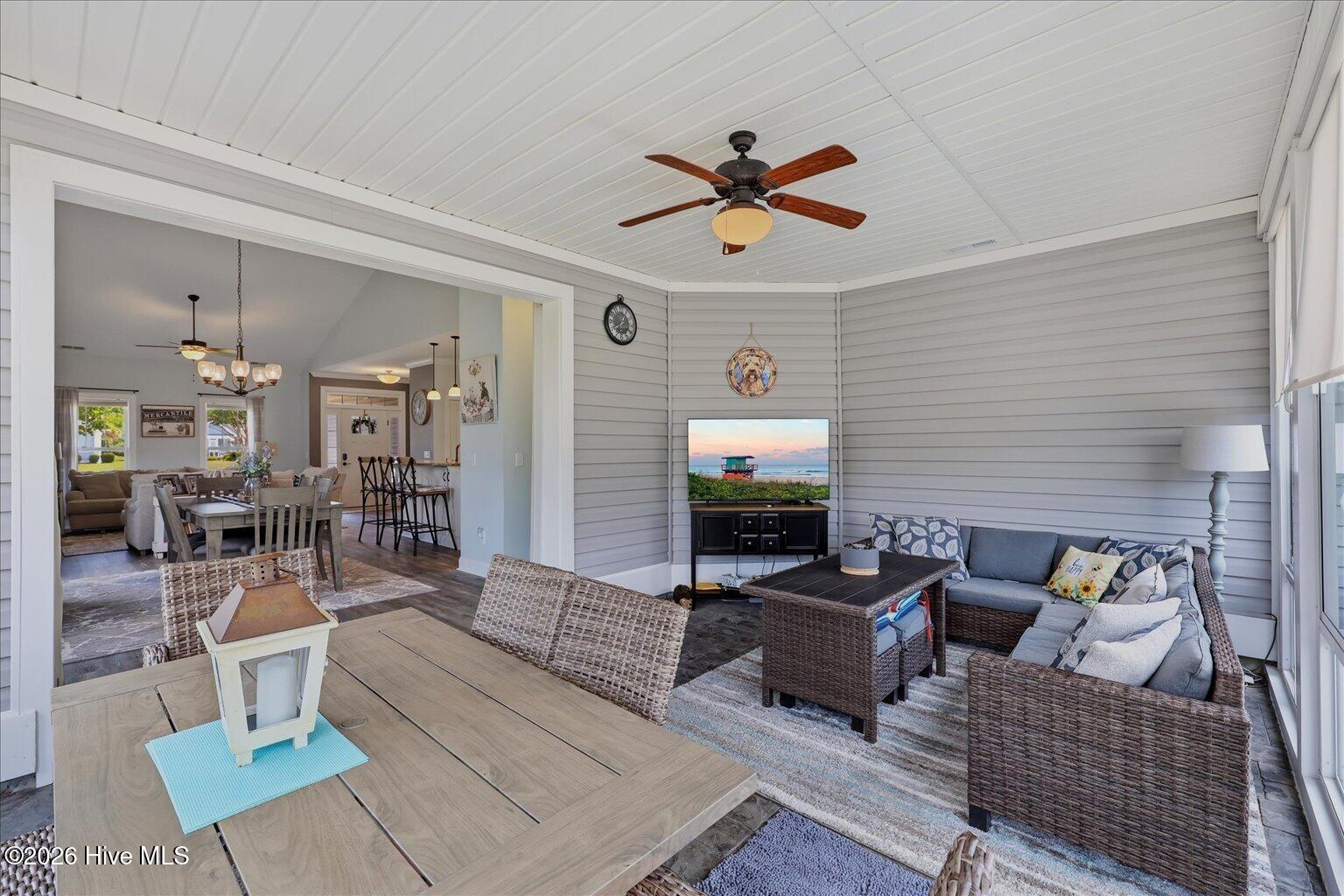8175 Garden Pointe Drive Ne Property Photo 19