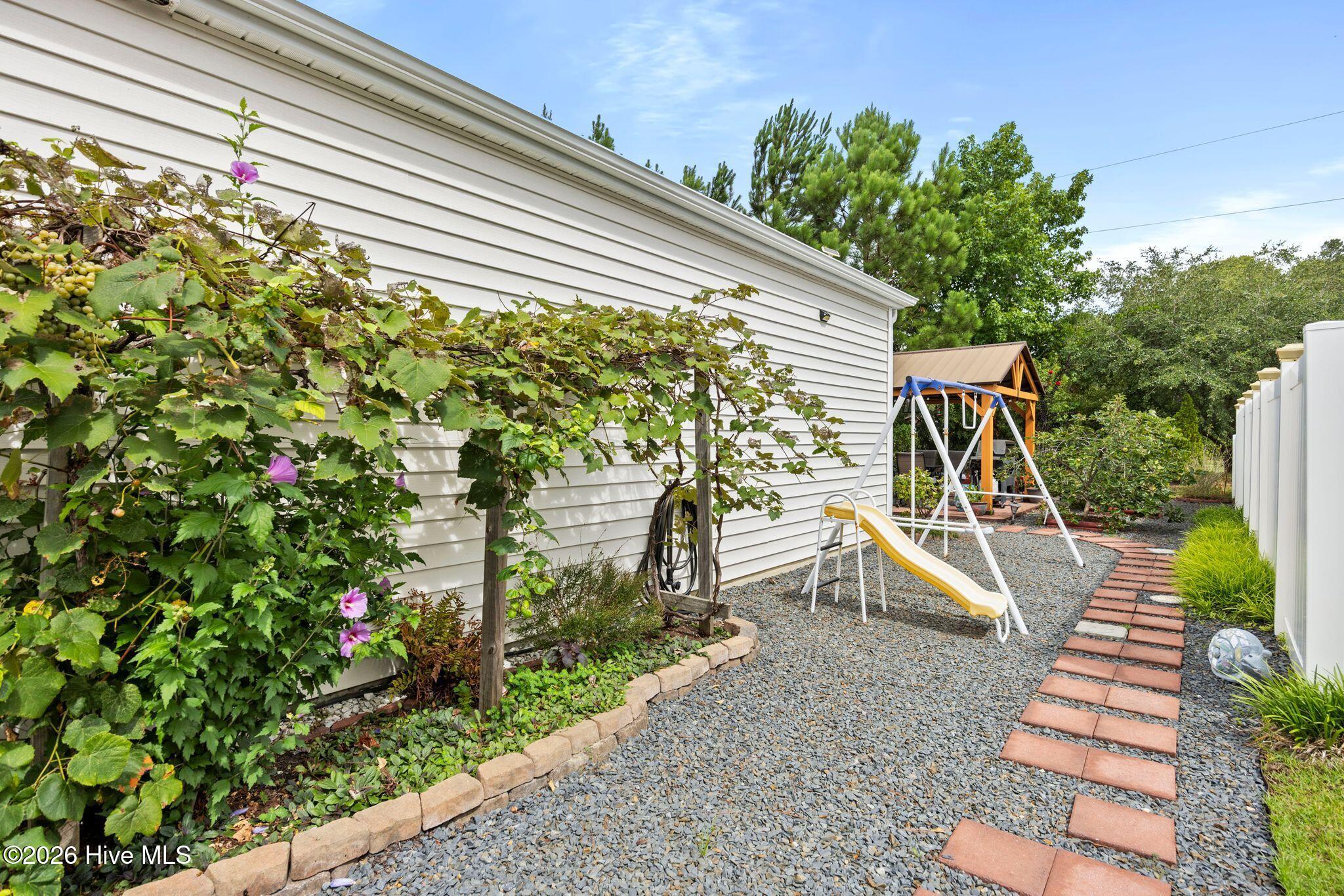 1682 Haldon Lane Se Property Photo 40