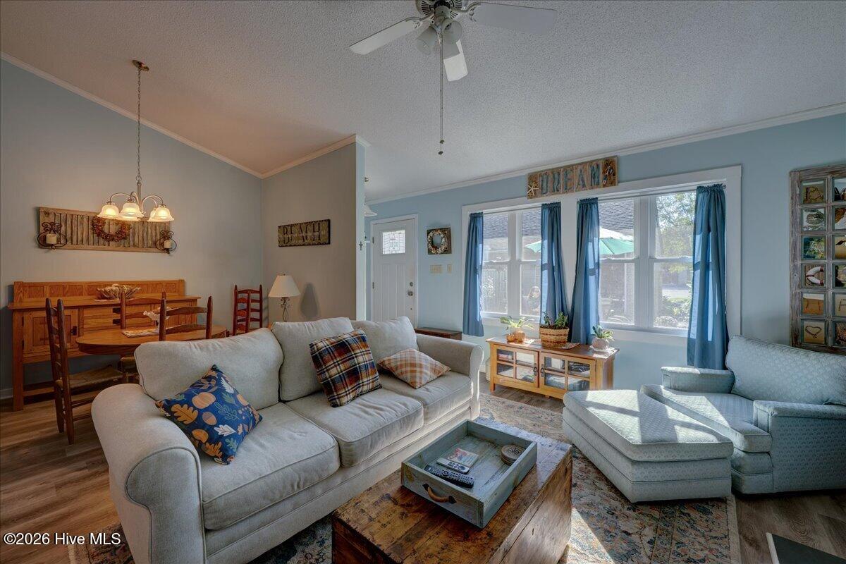 101 Ashley Place Property Photo 2