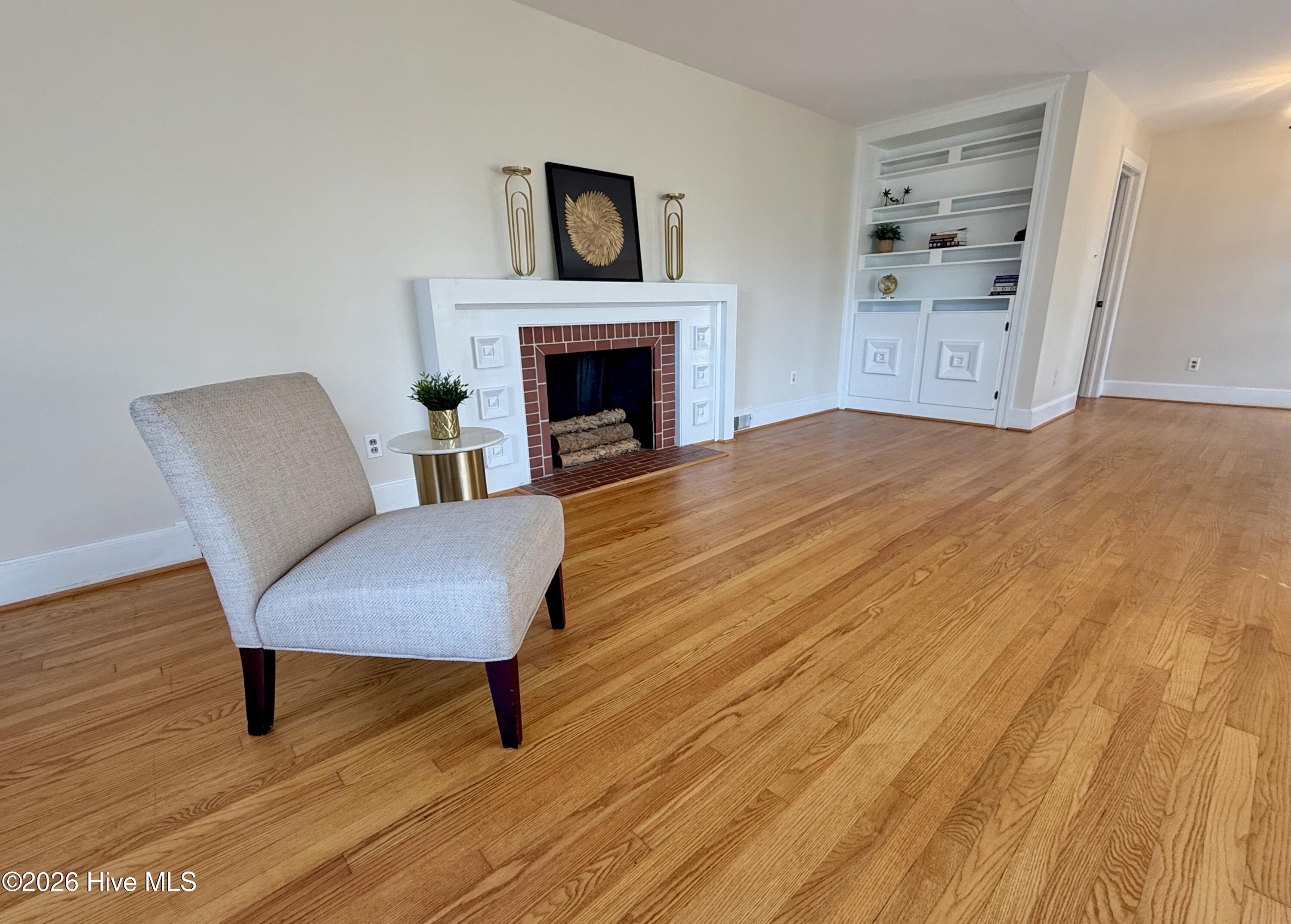 1008 Rhem Street Property Photo 7