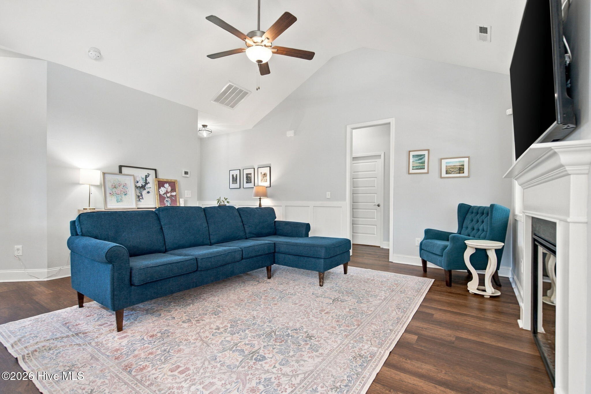2024 Blue Bonnet Circle Property Photo 6