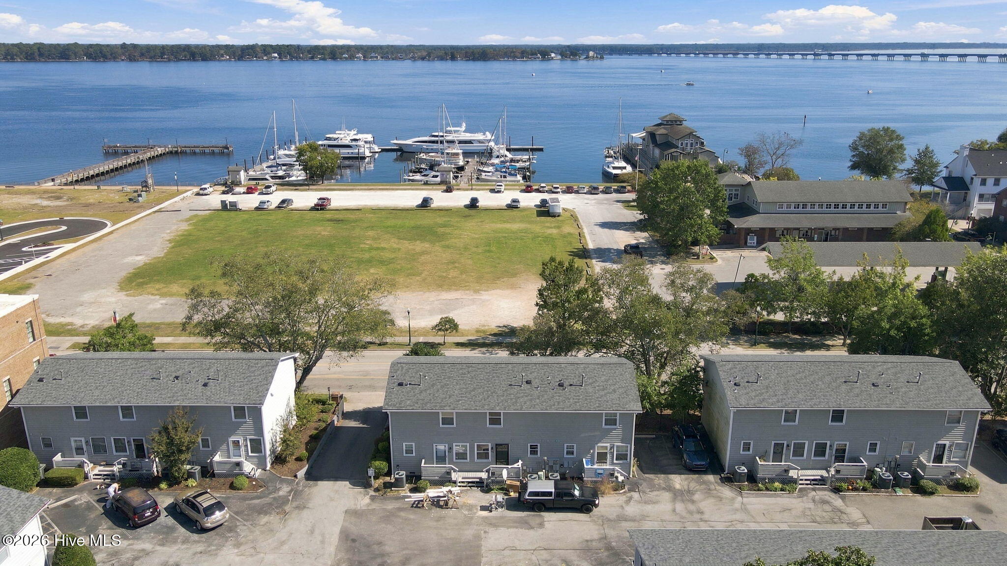 314 River Walk Property Photo 36