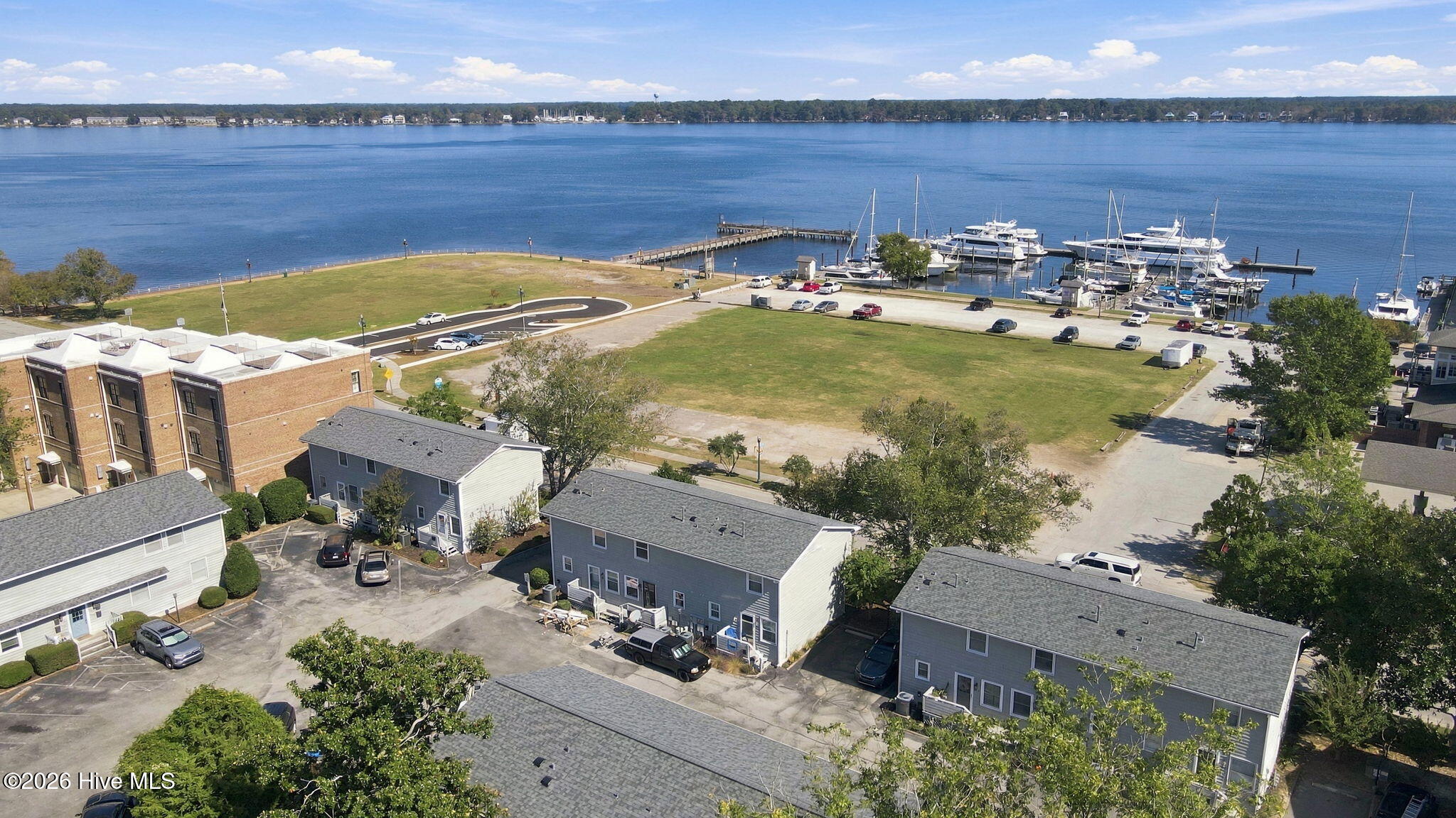314 River Walk Property Photo 43