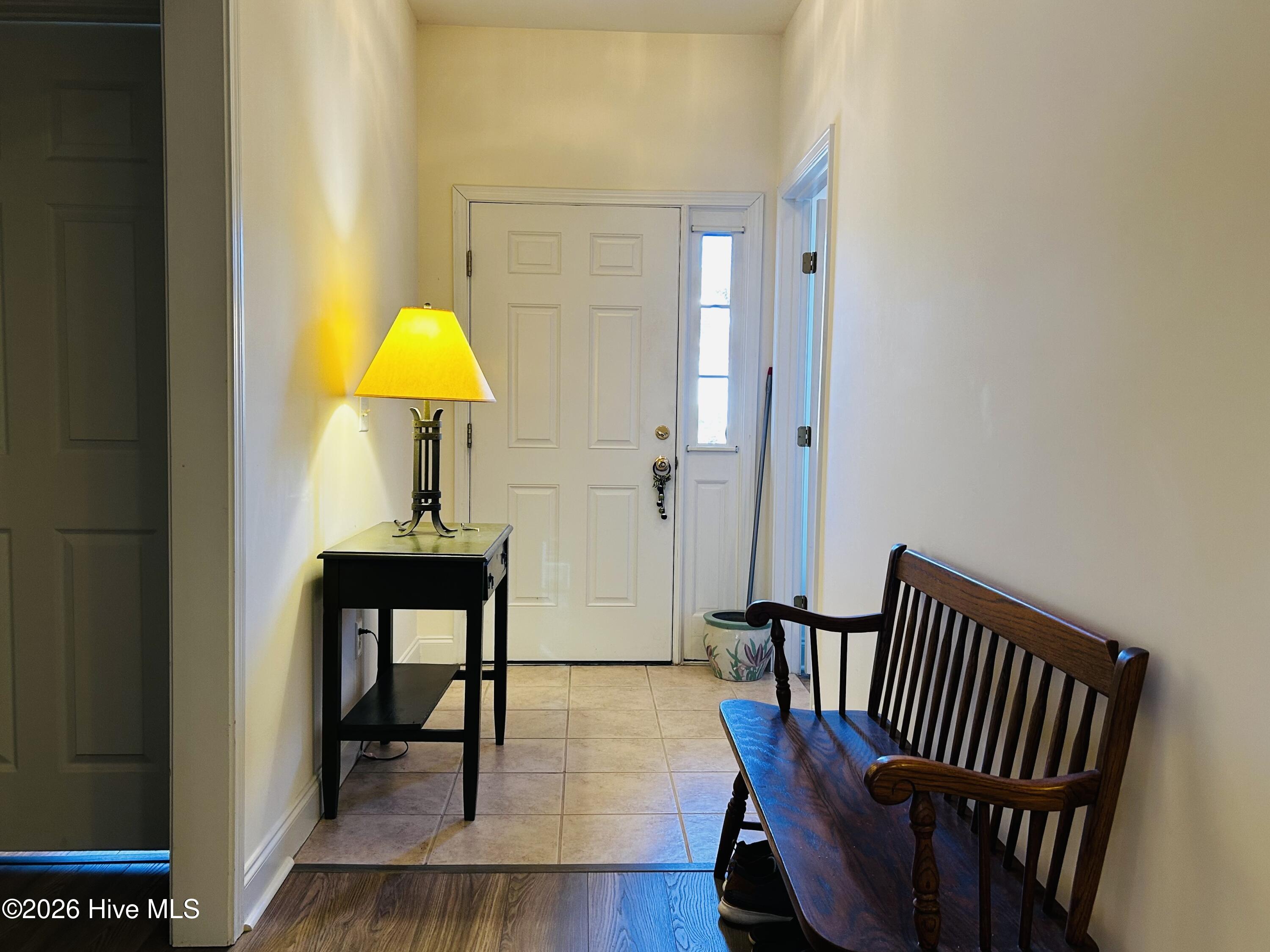1620 Honeybee Lane Property Photo 3