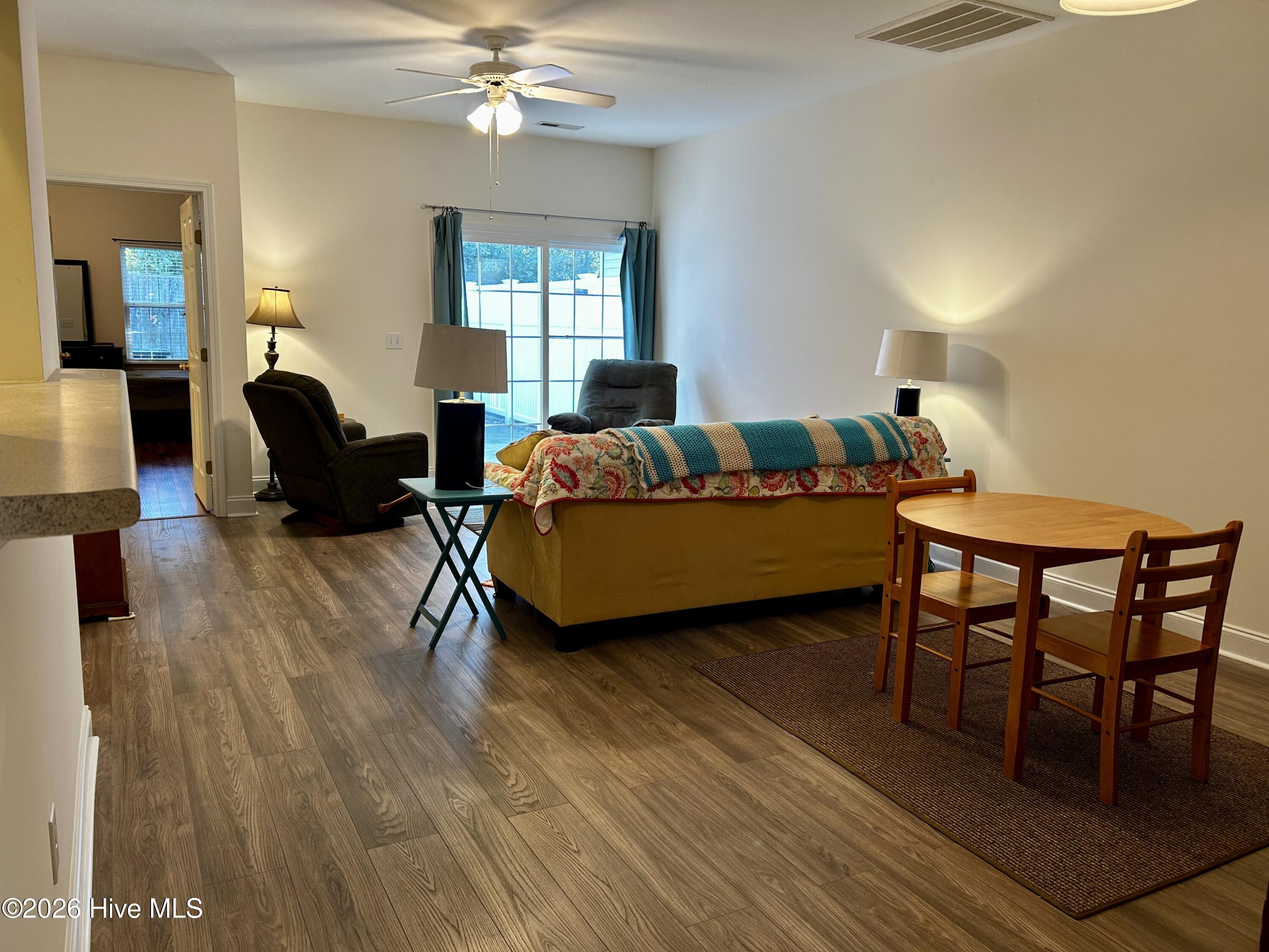 1620 Honeybee Lane Property Photo 8