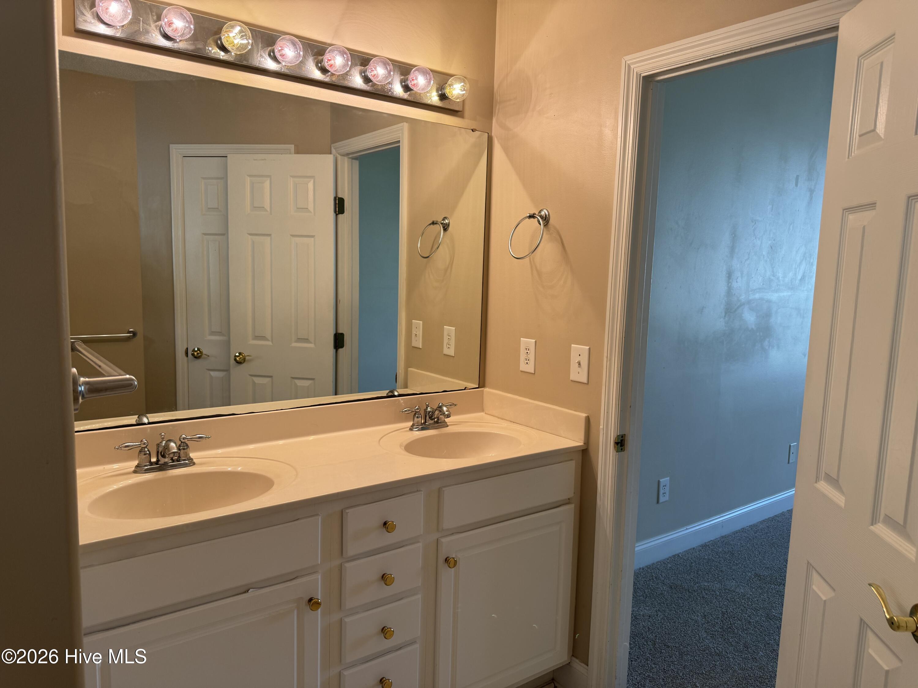 112 Inge Court Property Photo 24