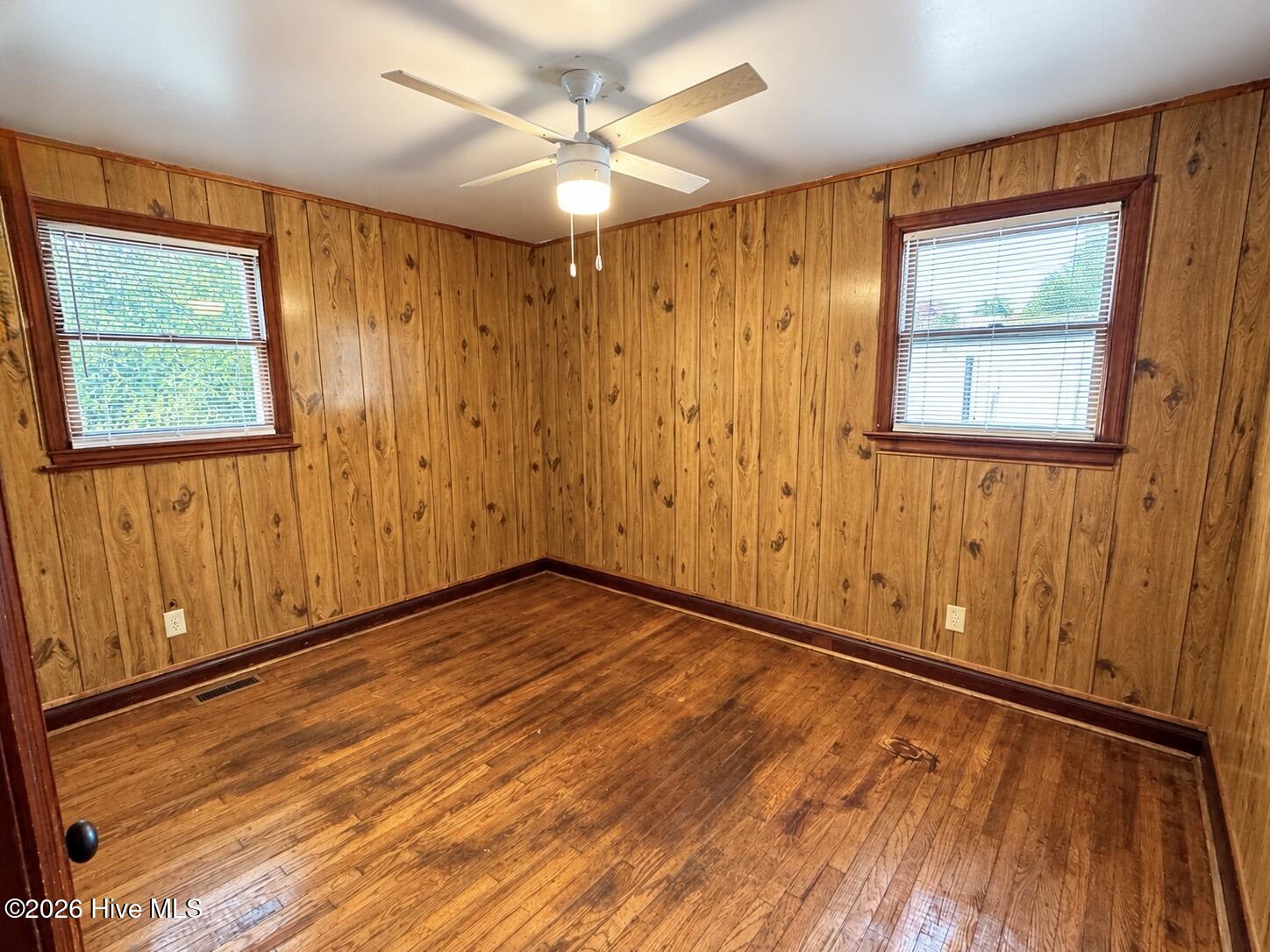 1017 Moore Street Property Photo 11