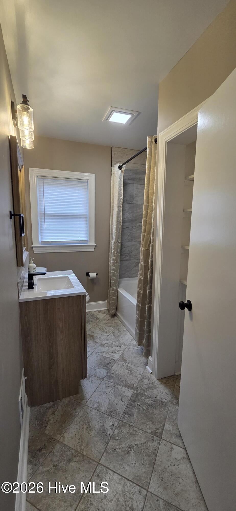 310 Fourth Street Property Photo 4