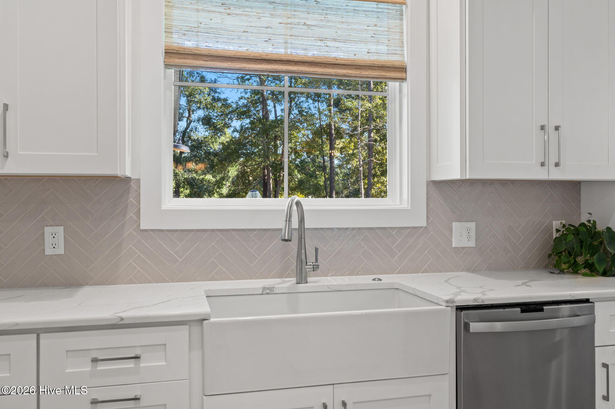 190 Englewood Court Se Property Photo 27