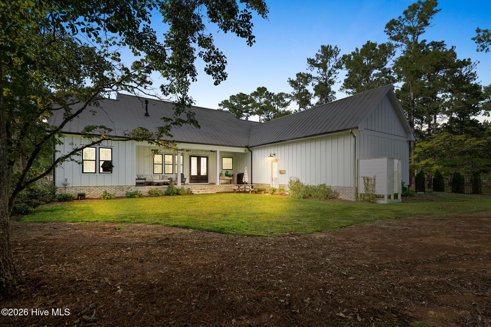 190 Englewood Court Se Property Photo 64