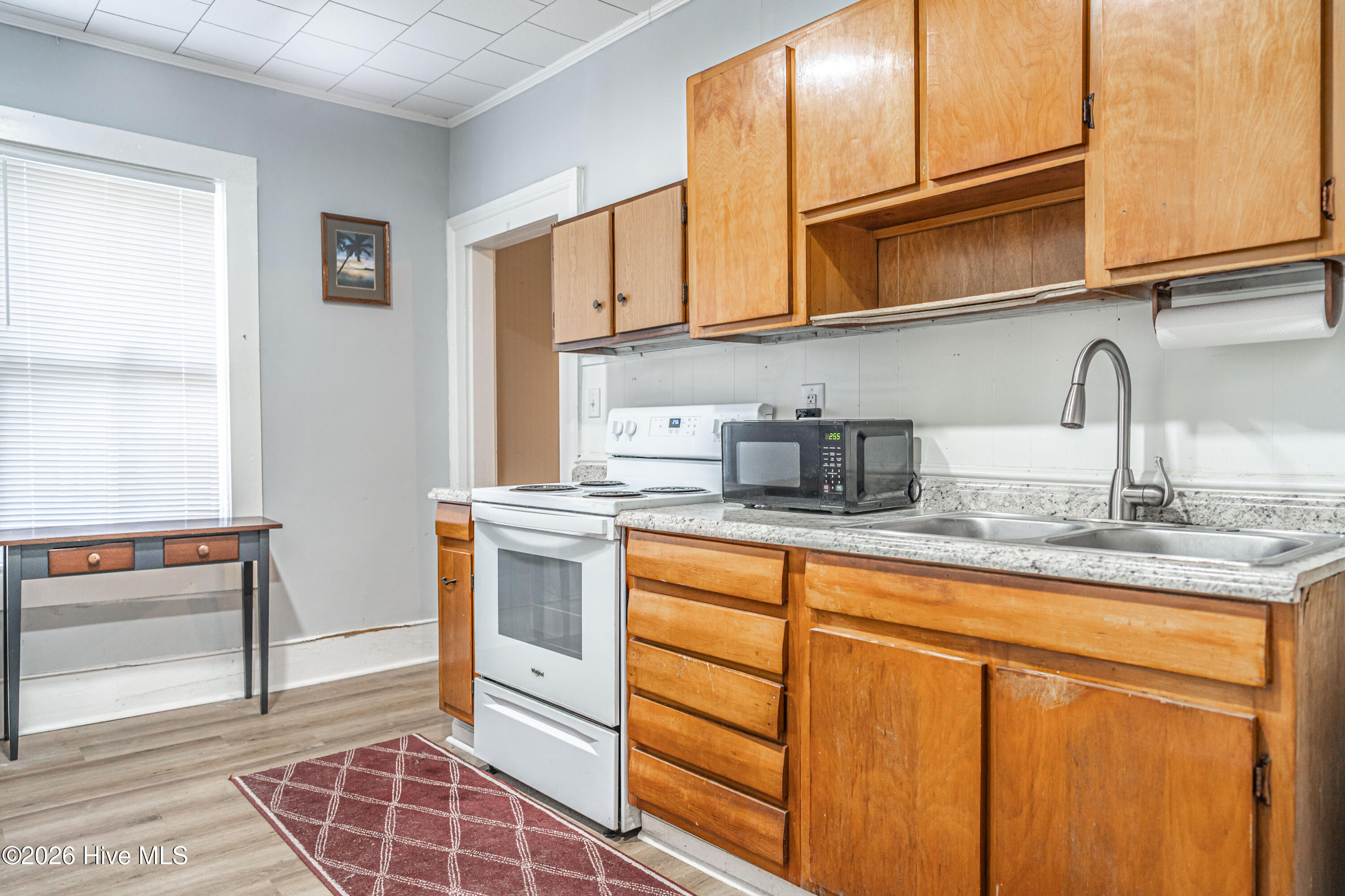 245 E Vermont Avenue 1 Property Photo 7