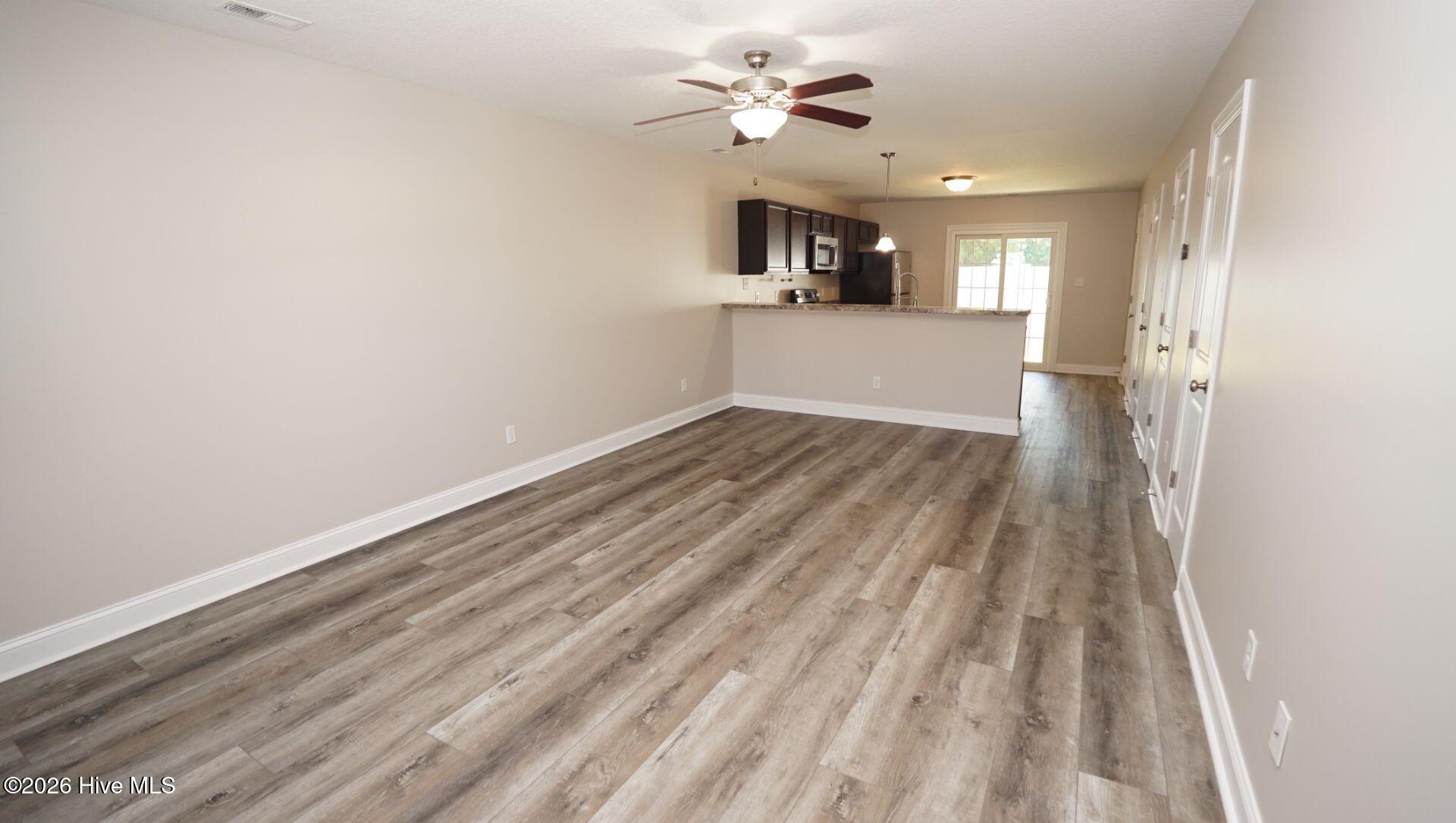 103 W Murrow Lane Property Photo 4