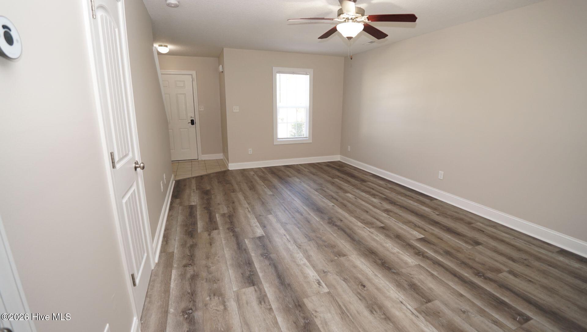 103 W Murrow Lane Property Photo 6