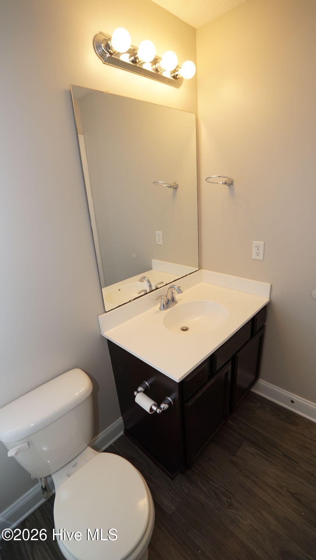 103 W Murrow Lane Property Photo 16