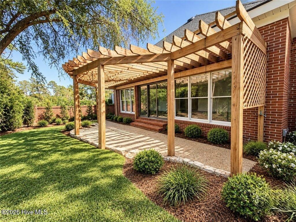 6 Conifer Square Property Photo 6